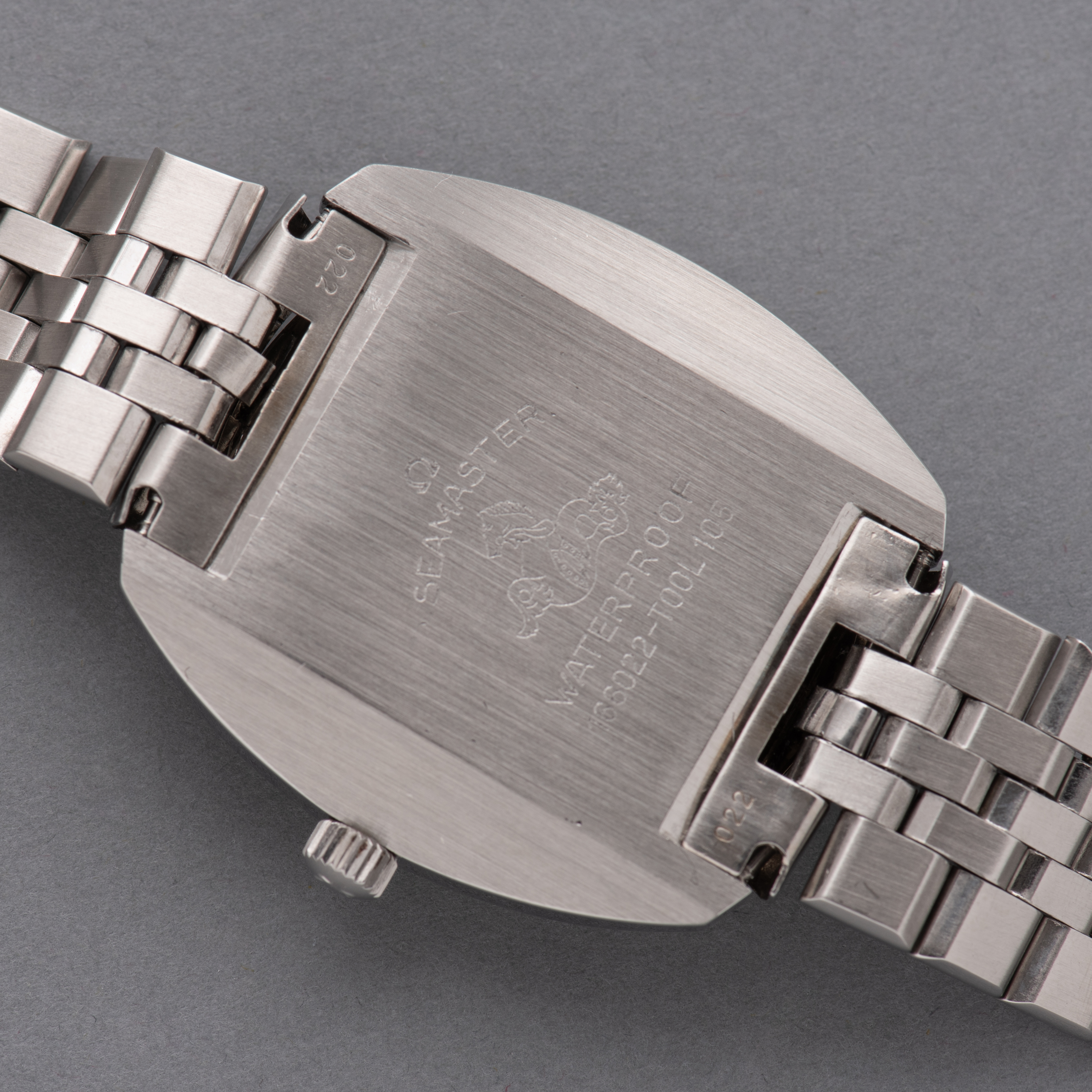 Vue de Omega Automatic Seamaster Cosmic réf 166.022 from 1968