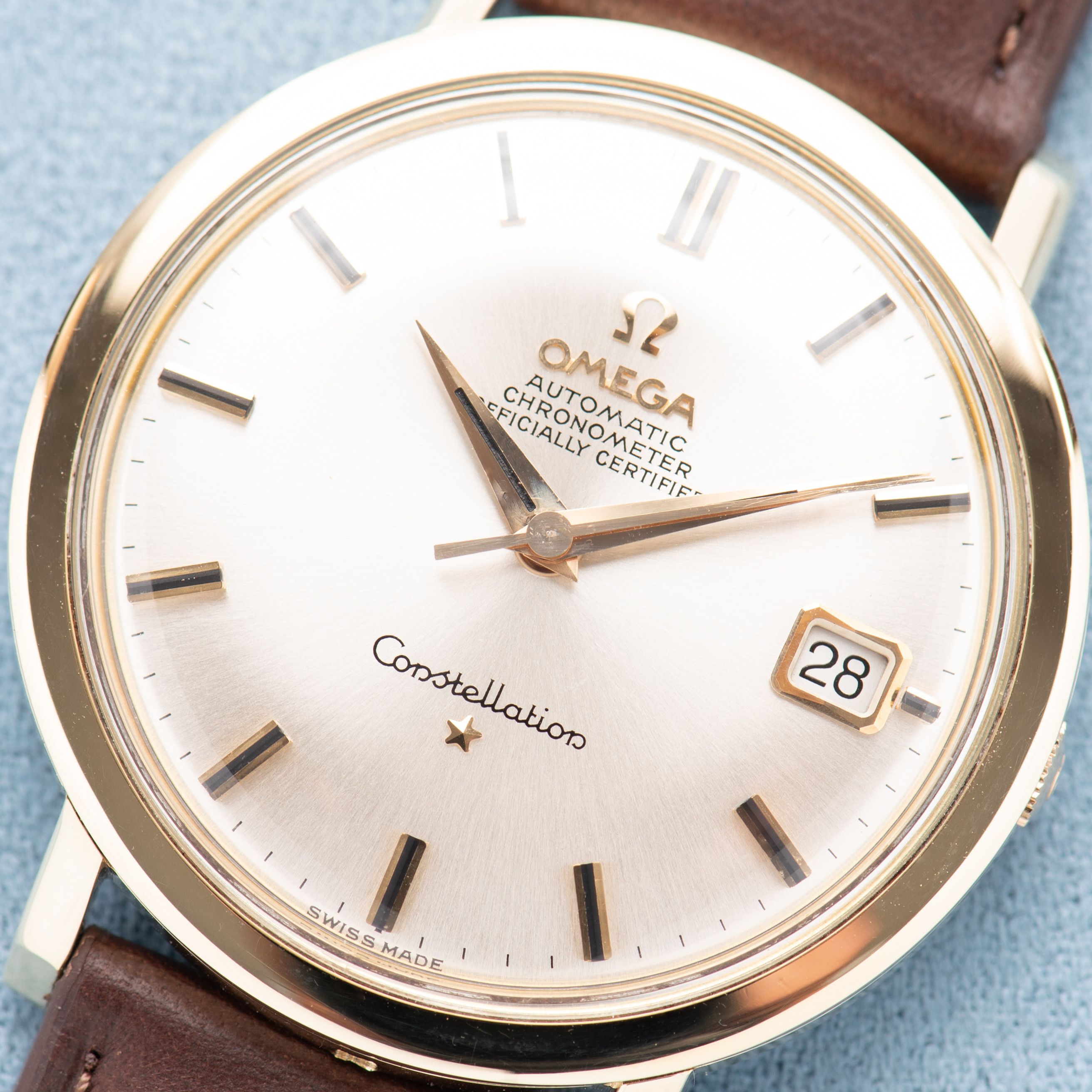 Vue de Omega Constellation Auto Chronometer Gold Capped – Cal 561 – Réf. 168.004 – 1963