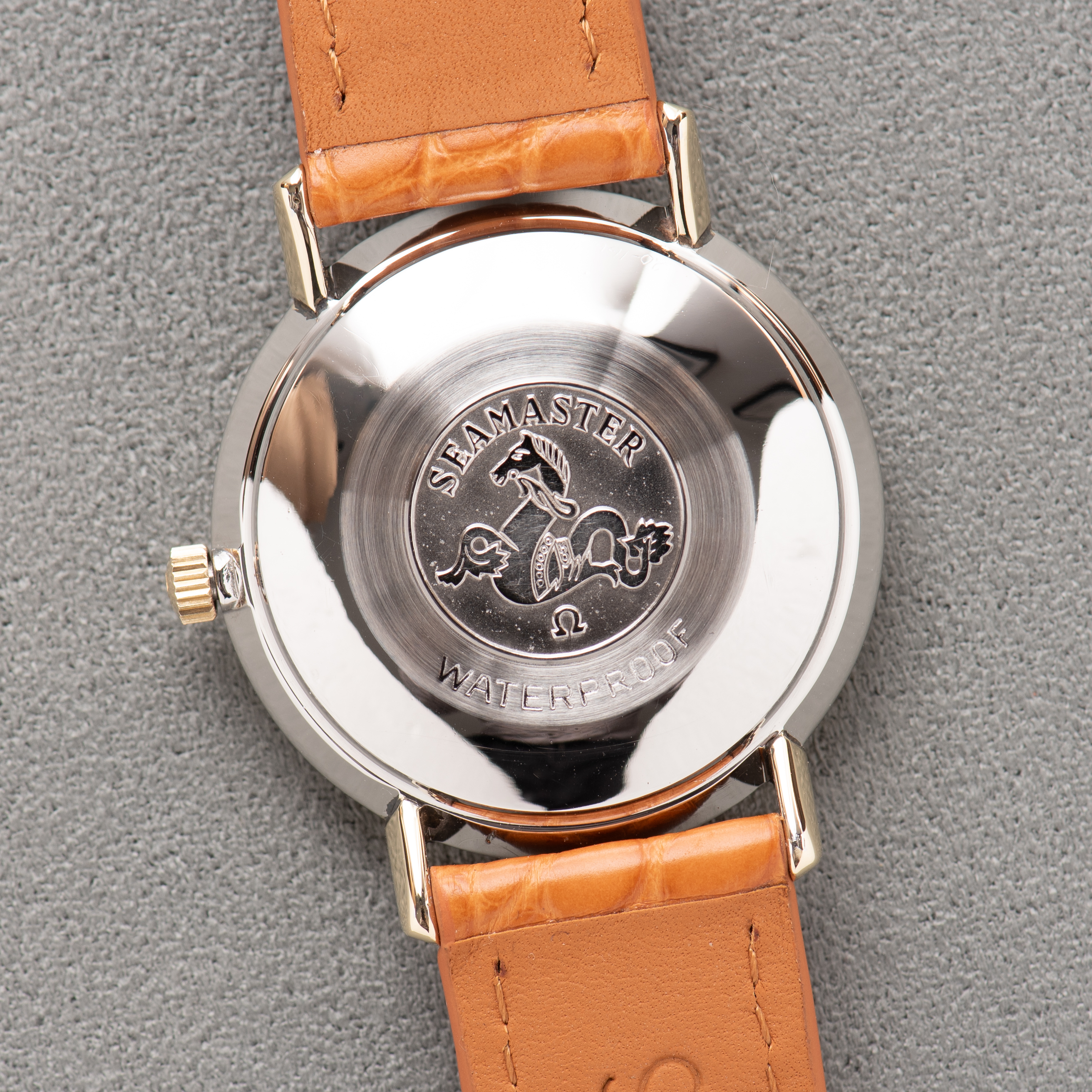 Vue de Omega Seamaster De Ville "Linen Dial" Crème Gold/Steel Réf 166.020 from 1963