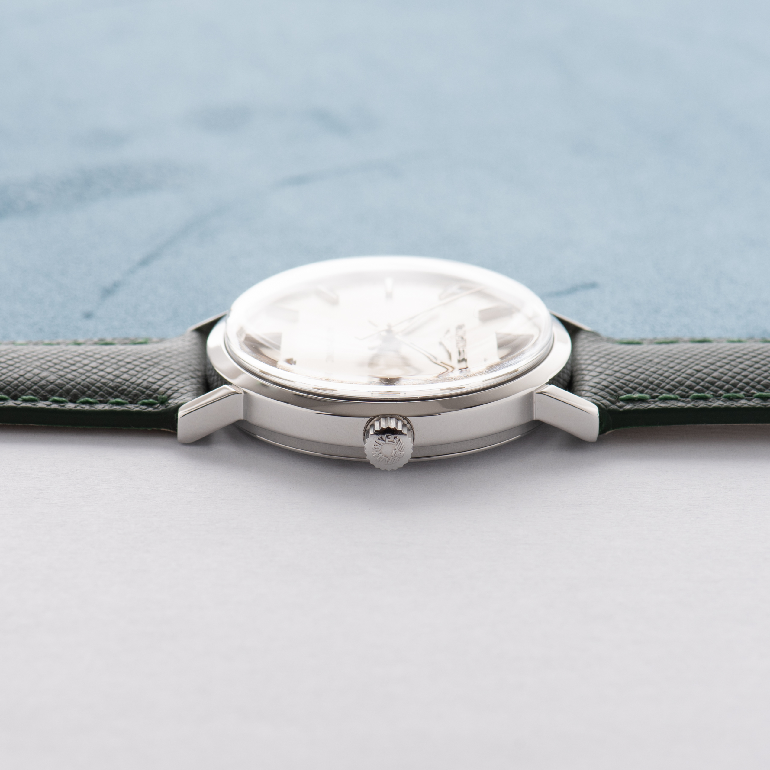 Zicht op Automatische zilveren wijzerplaat Longines Ref 1569-2 633
