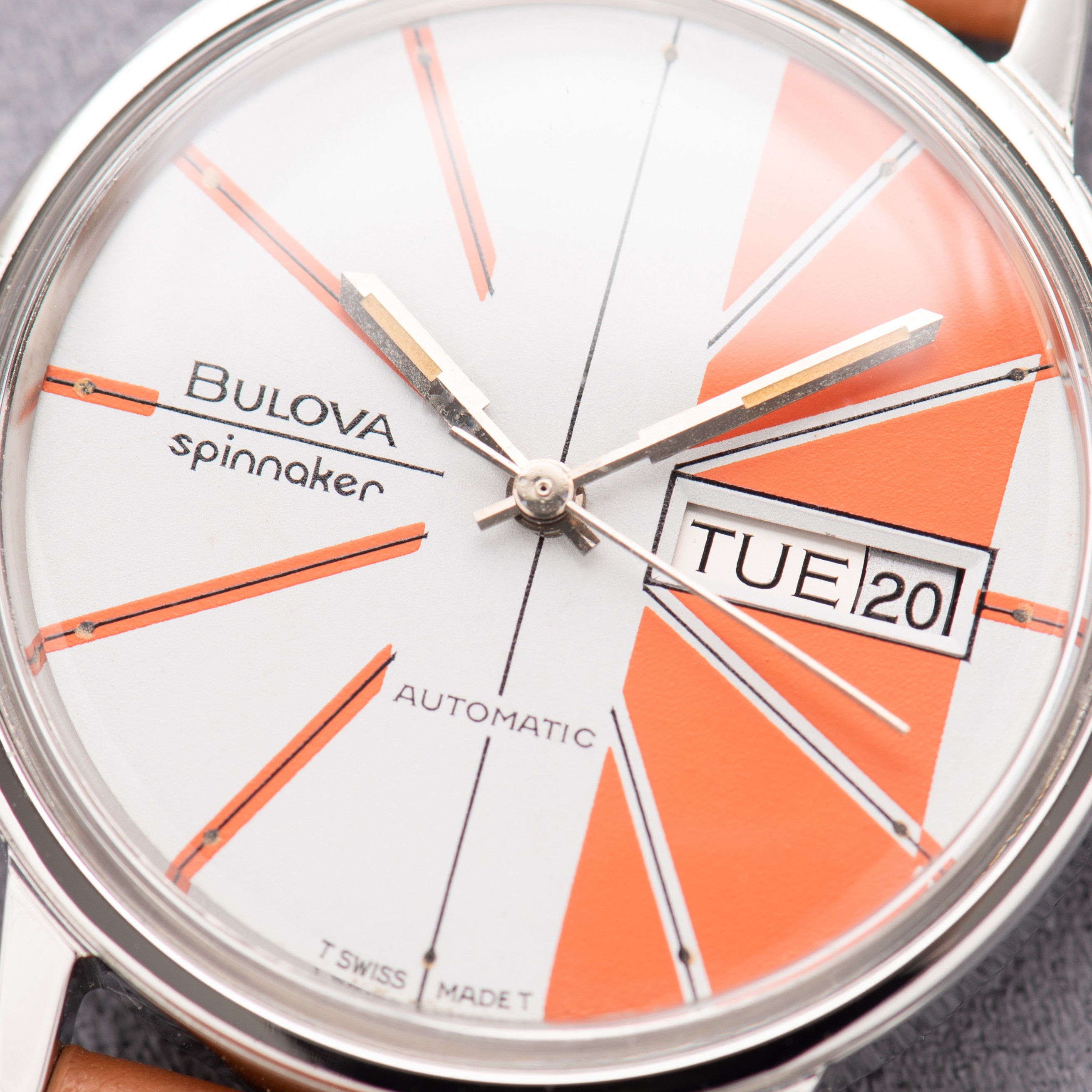 Vue de Bulova Spinnaker Automatique — Réf. 7203 — 1972