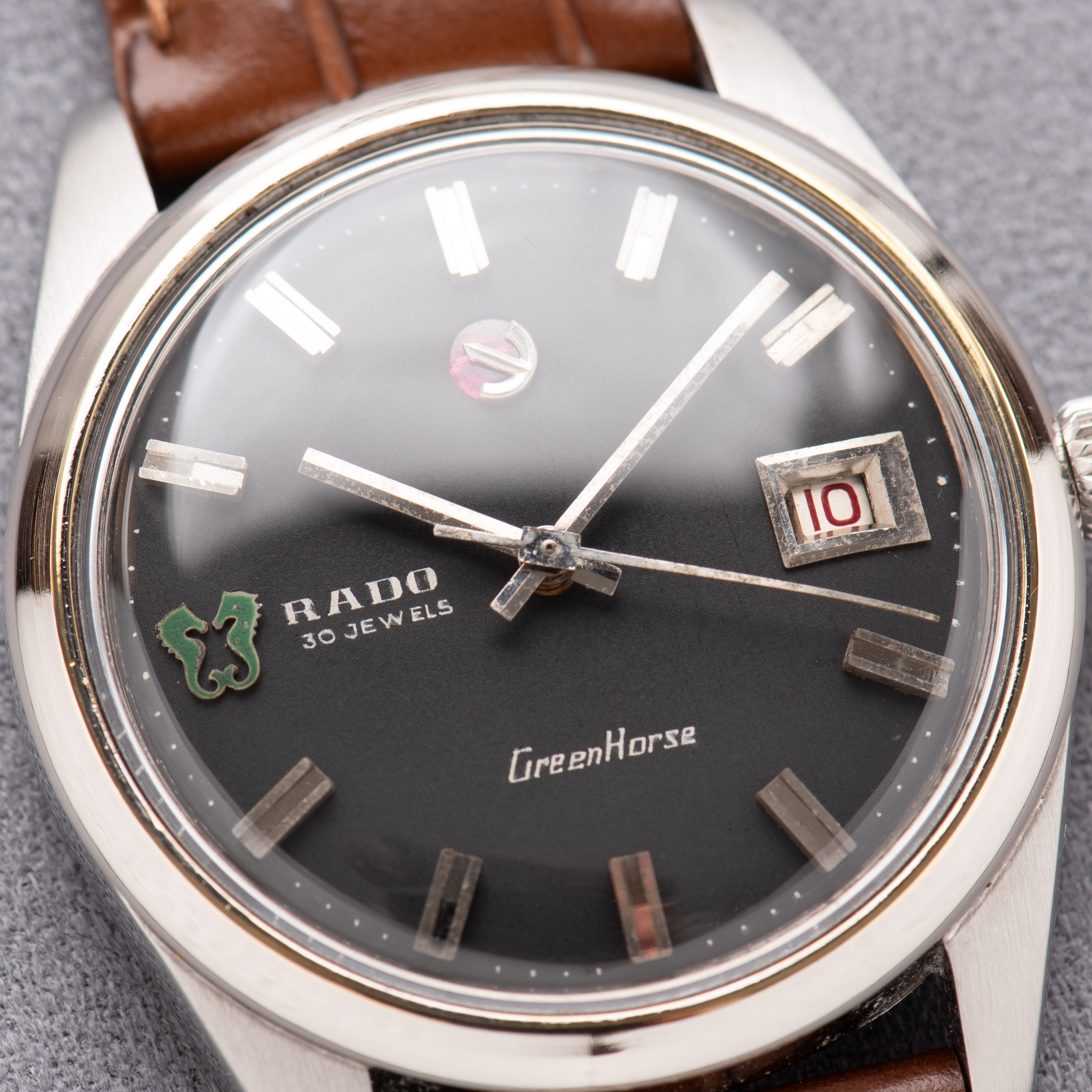 Zicht op Rado 30jewels Green Horse AS1789