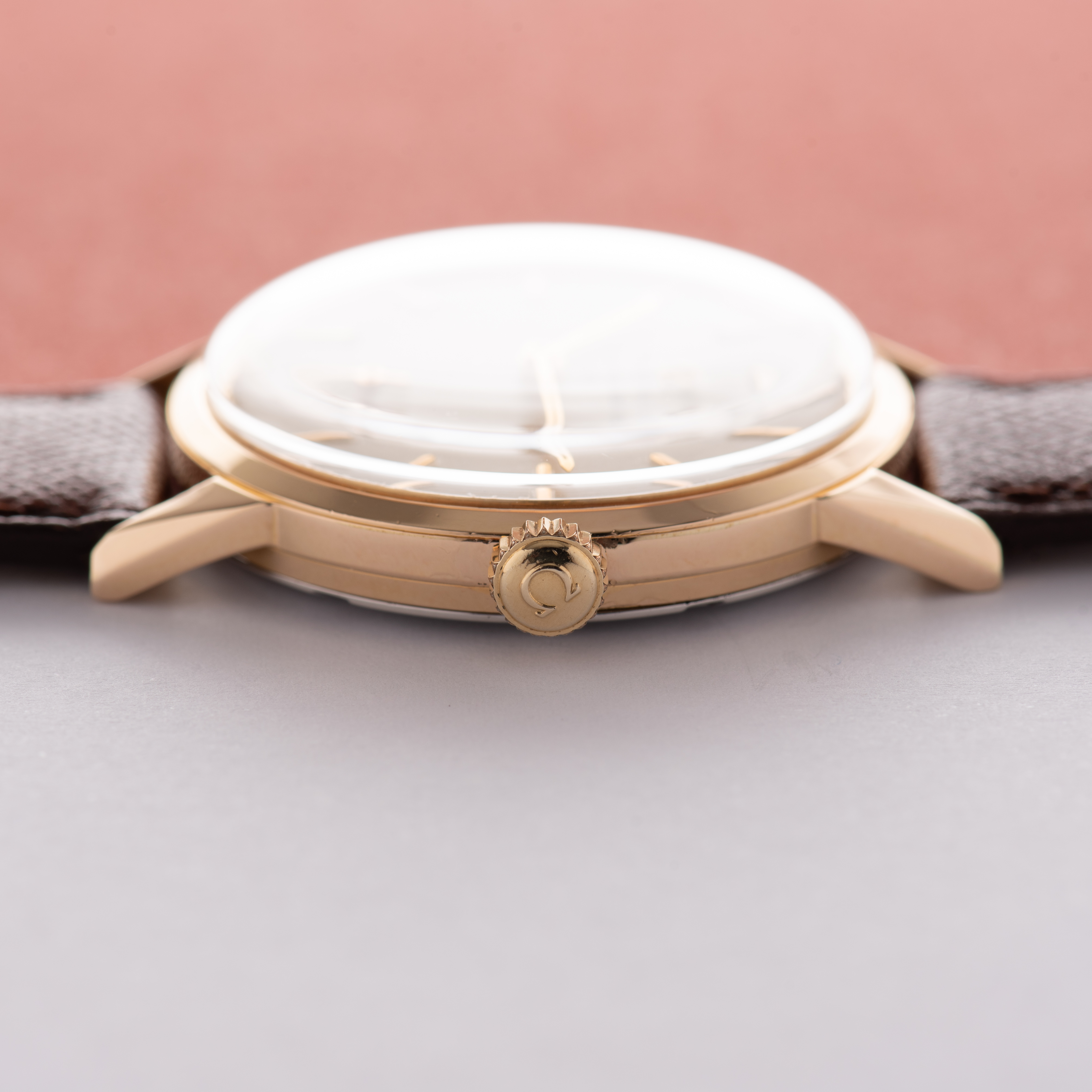 Zicht op Omega Seamaster 30 "Linen dial" Ref 125.003 vanaf 1963