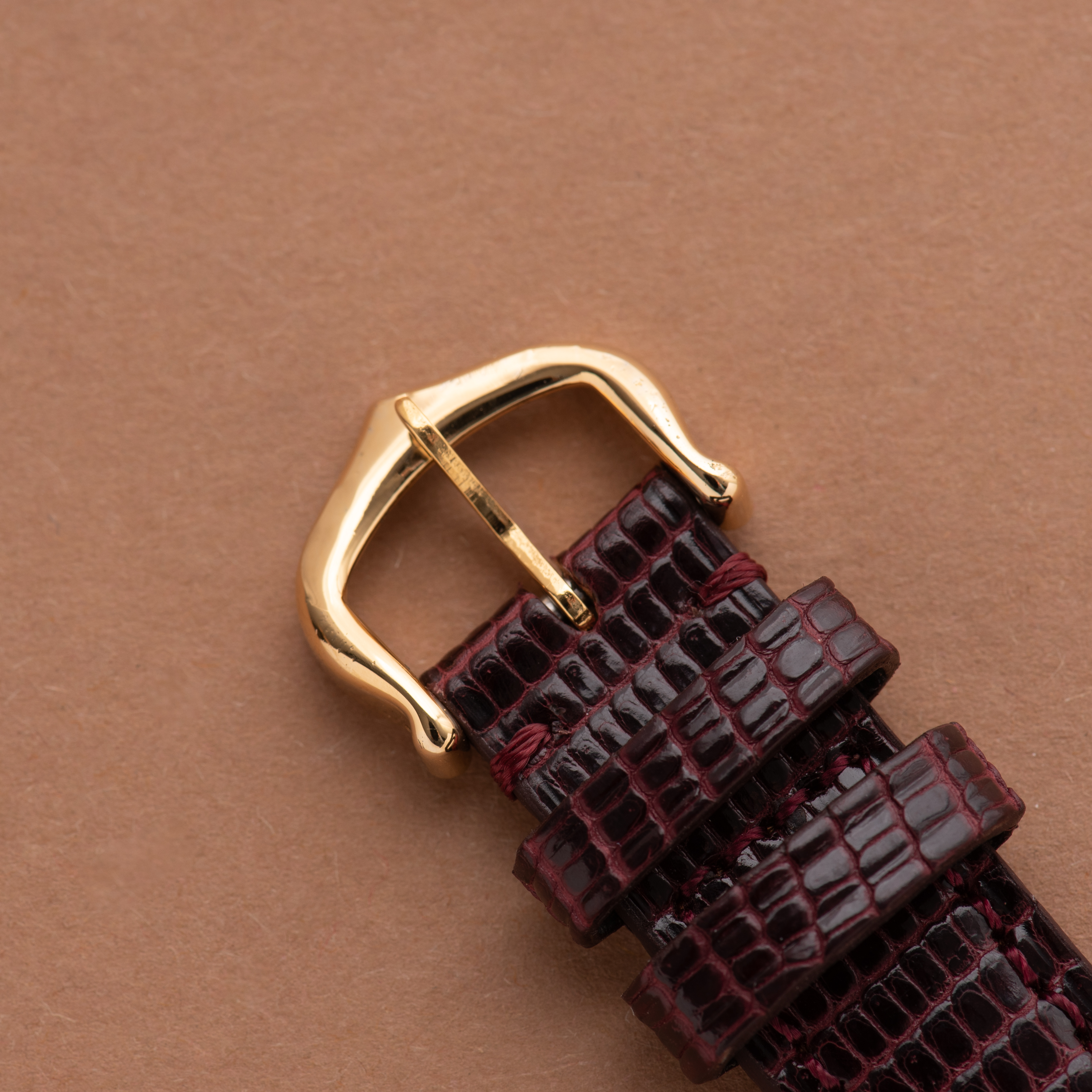 Vue de Cartier Tank De Must Vermeil PM Trinity dial from 1980-90