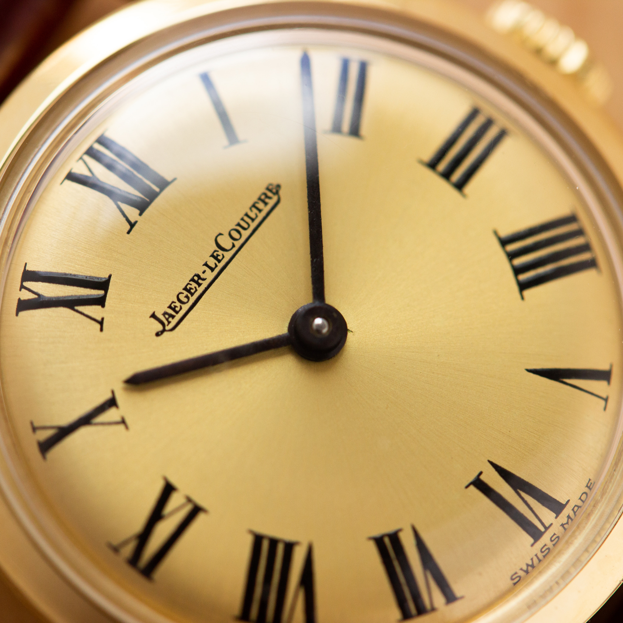 Vue de Jaeger LeCoultre en or 18k réf 1689 K840
