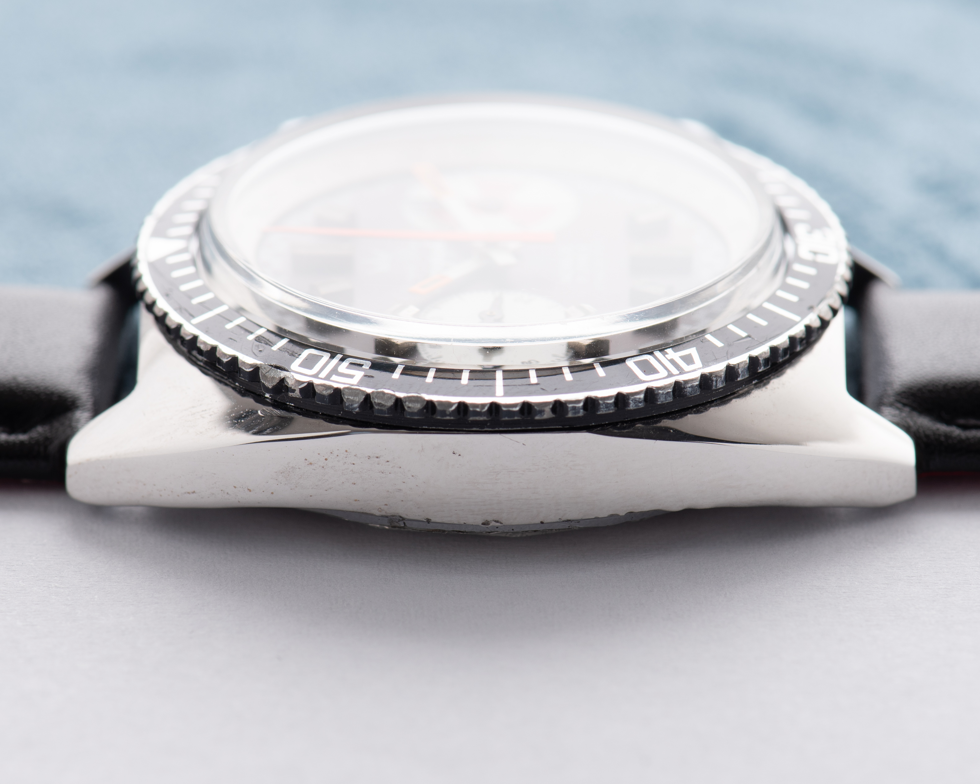 Zicht op Yunger Bresson "Yachtingraph" Chronograph Incabloc Valjoux 7733