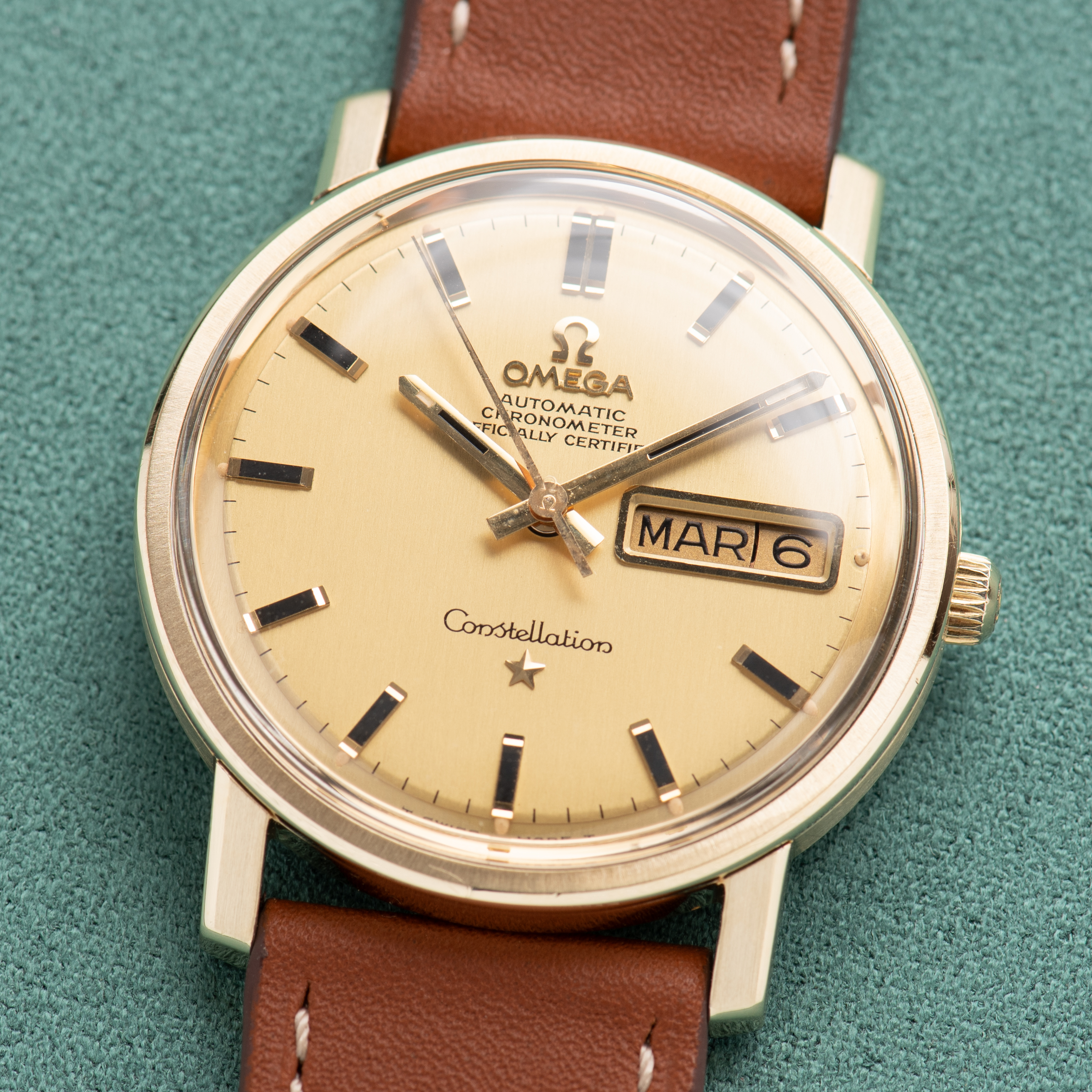 Zicht op Omega Constellation Automatic Chronometer Day-Date – Réf. 168.016 – 1969