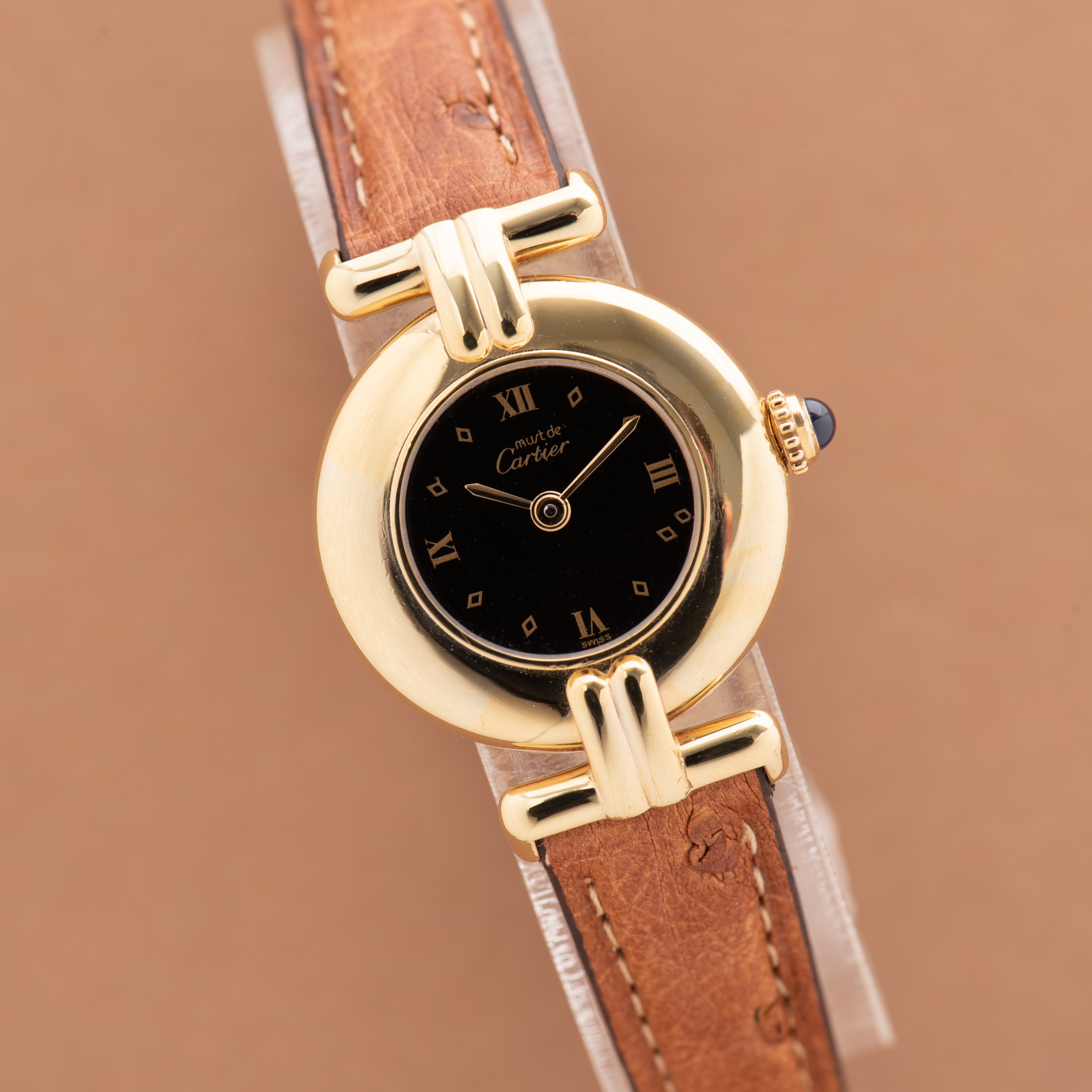 View of Cartier Must de Colisée Black dial Quartz réf 590002 cal 90