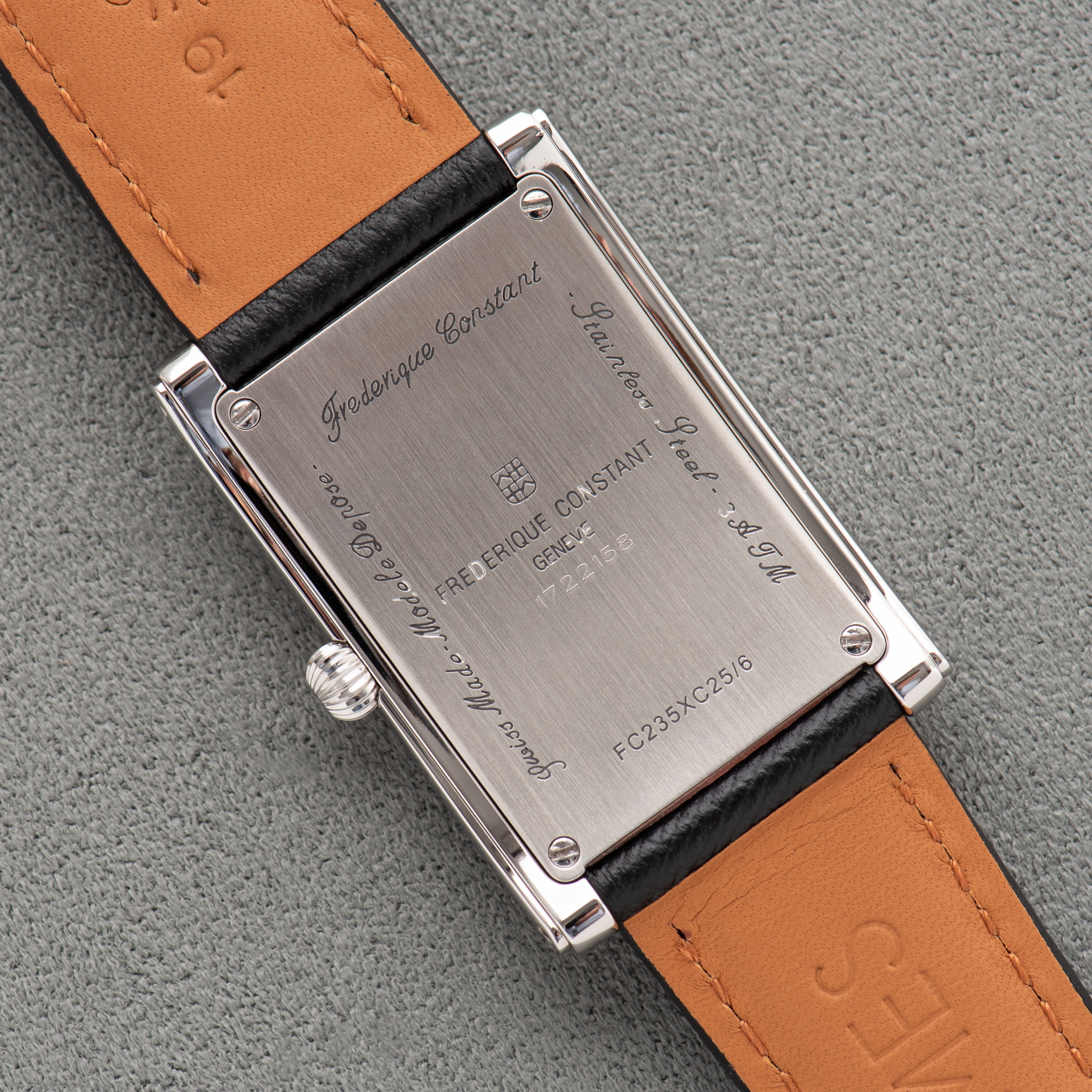 Vue de Frederique Constant Genève Réf FC235XC25/6