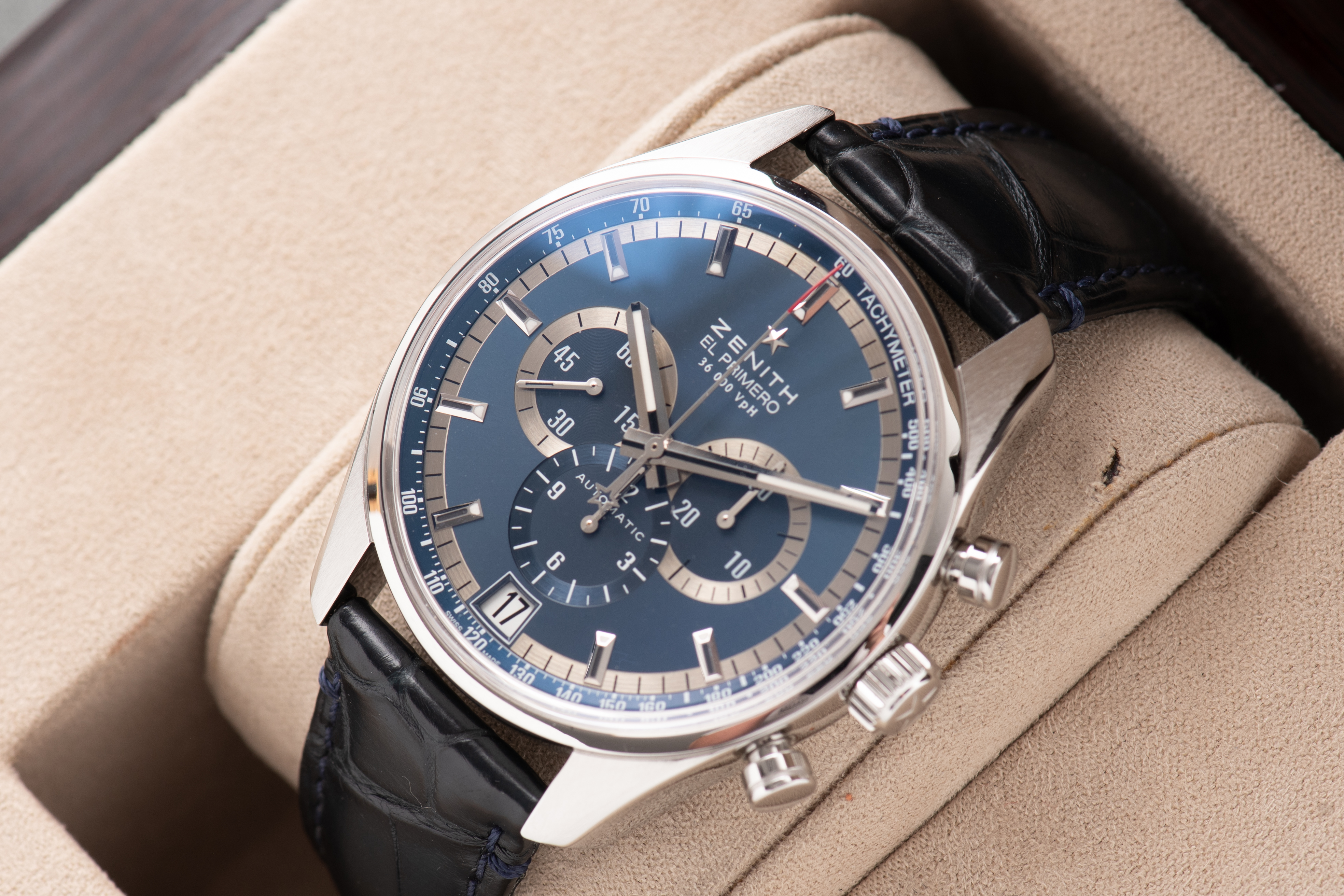 Zicht op Zenith El Primero 36'000 VpH Edition Limited "Charles Vermot" 690/1975 vanaf 2014