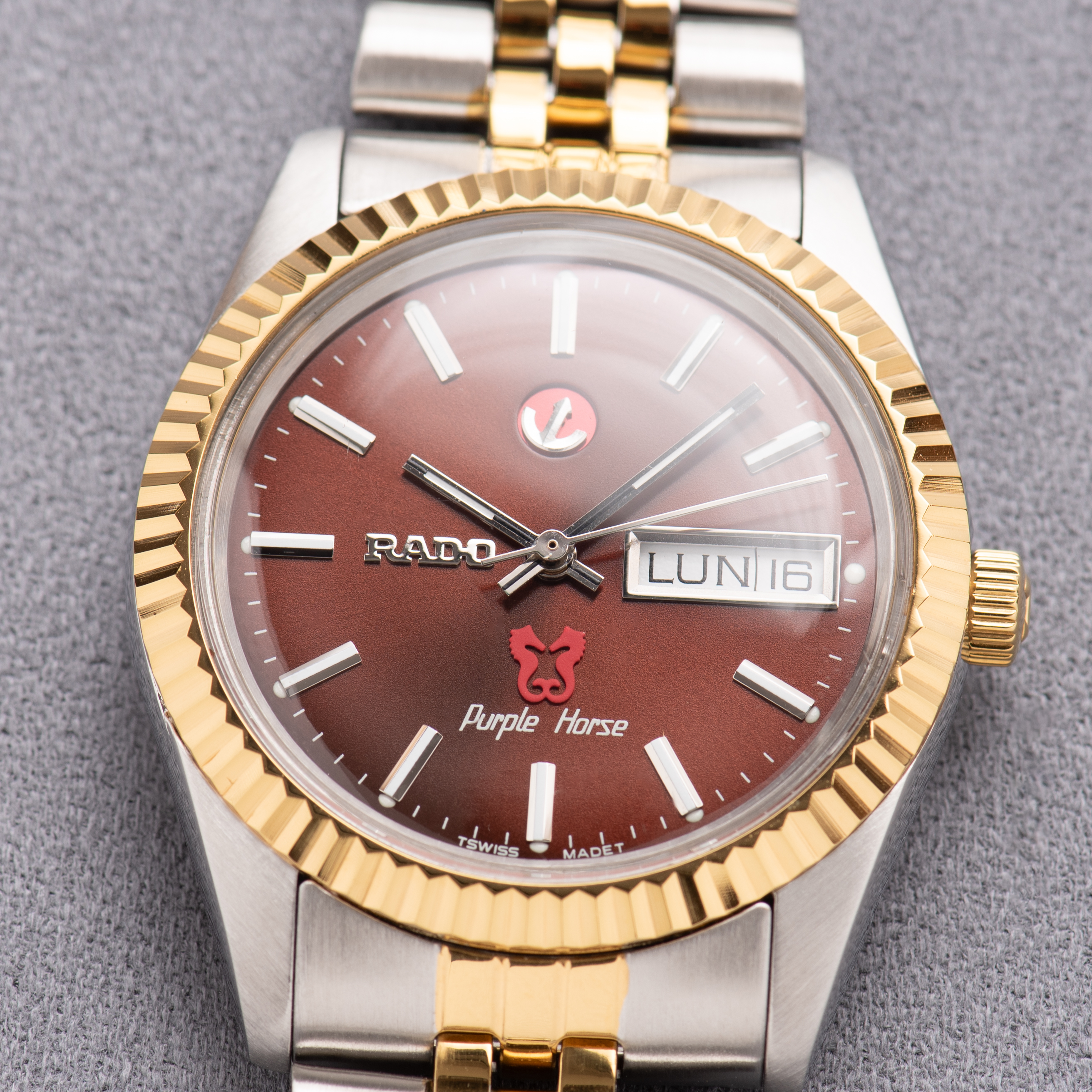 Zicht op Rado Purple Horse Day-date Datejust Gold Plated/Staal Ref 636.3476.4 Nieuw