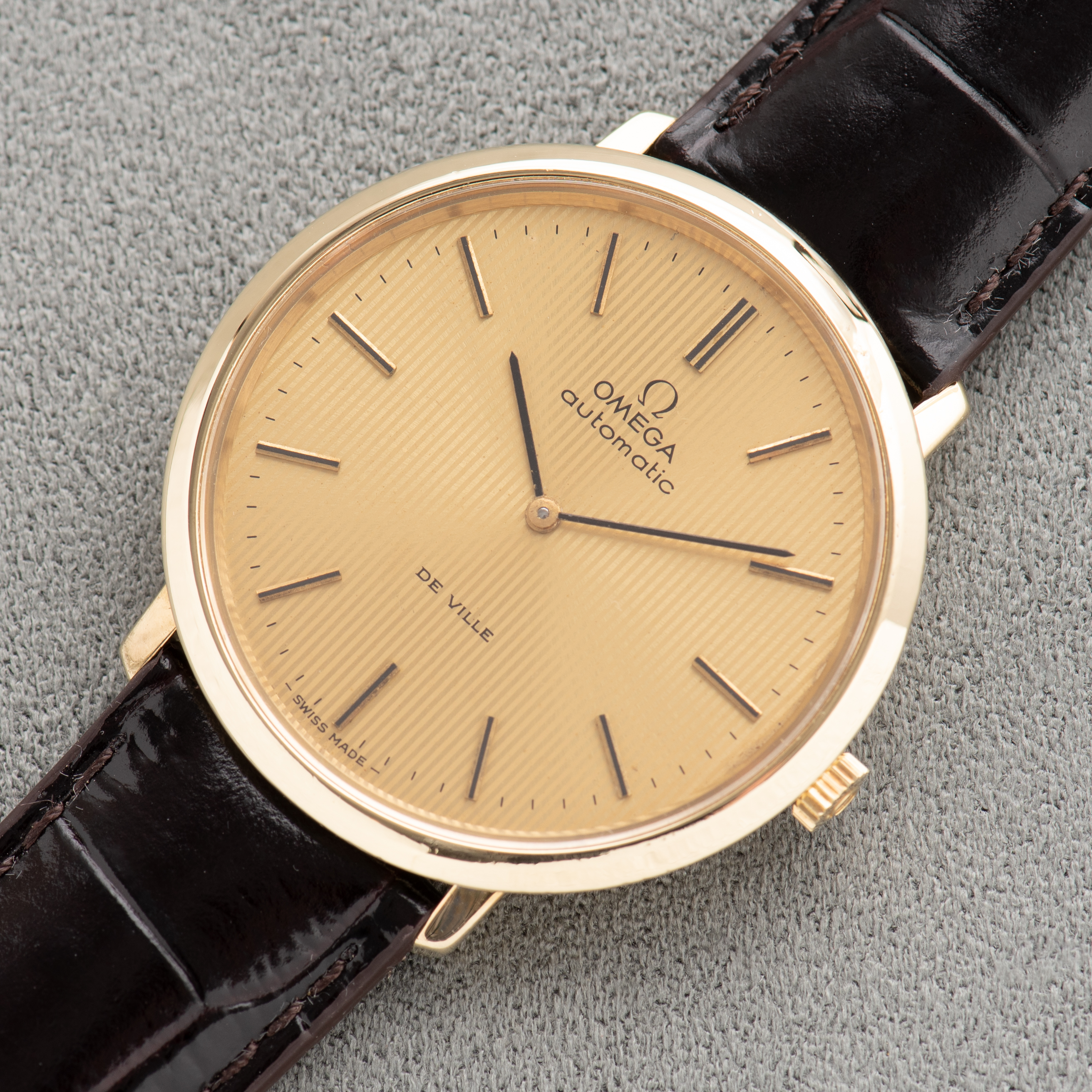 View of Omega Automatic De Ville "Curtain Dial" Cal 711 réf 151.0039 from 1973