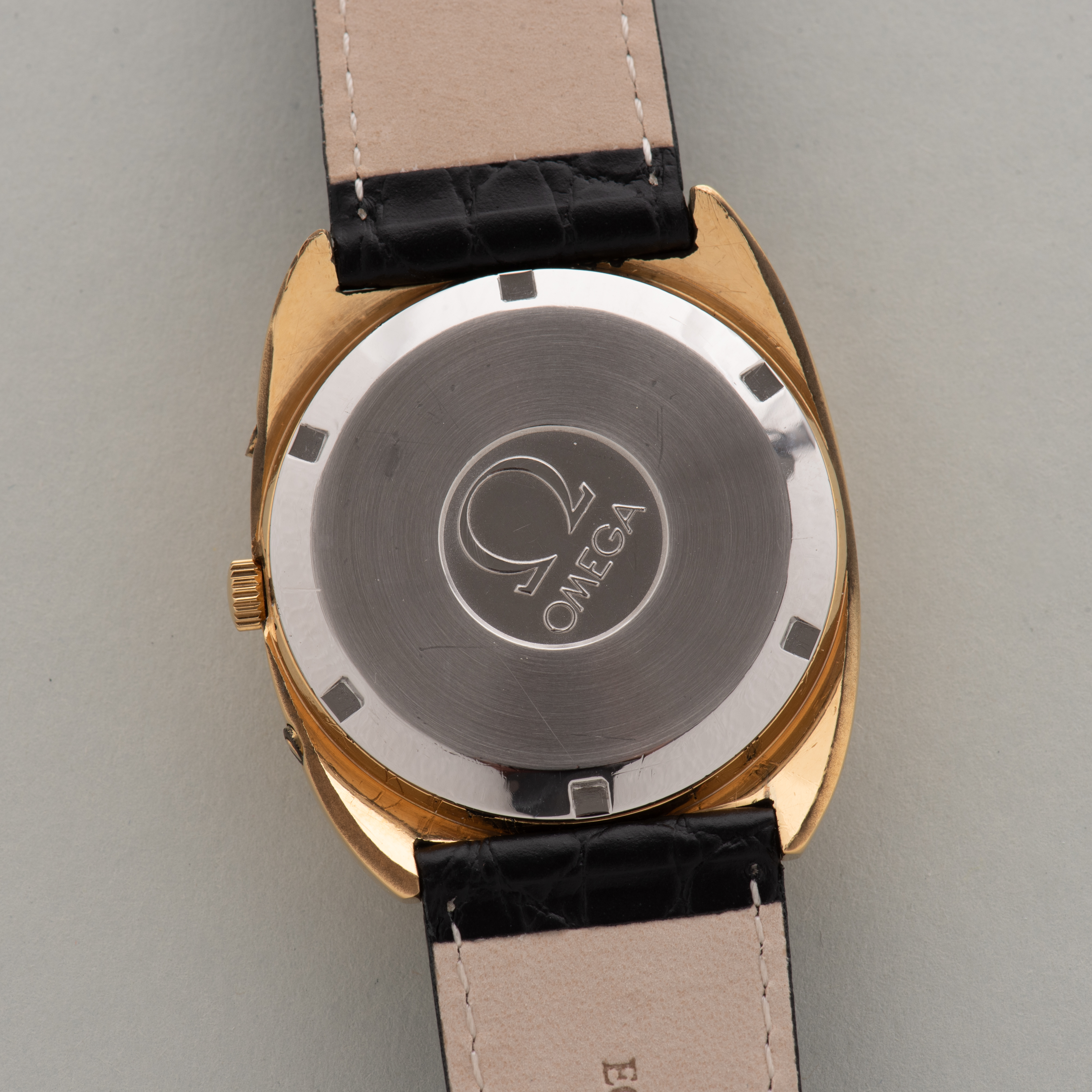 View of Omega Megaquartz 32KHz Geneva ref 196.0038