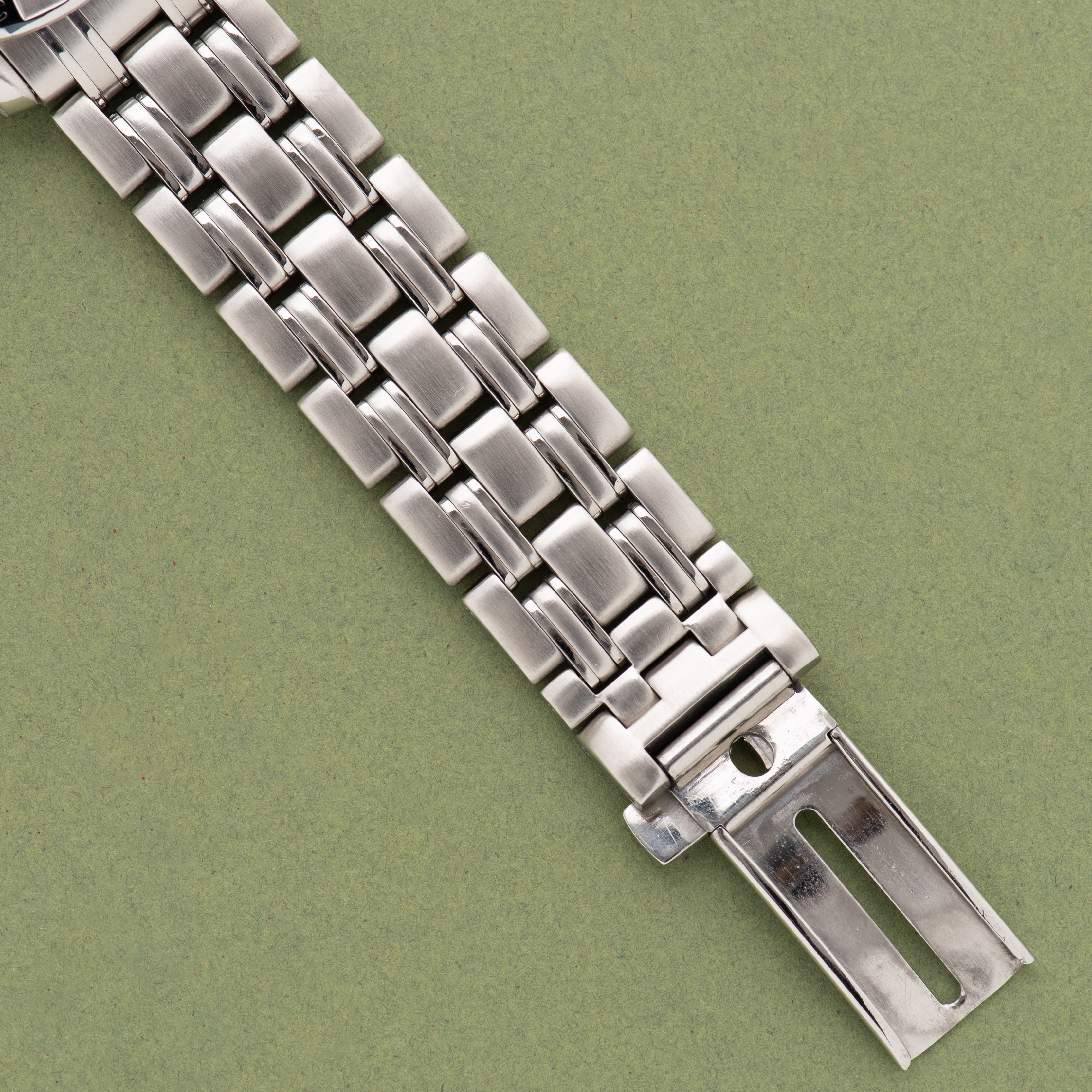 View of Omega Seamaster Diver 200m/666ft Omegamatic ref 2514.50.00