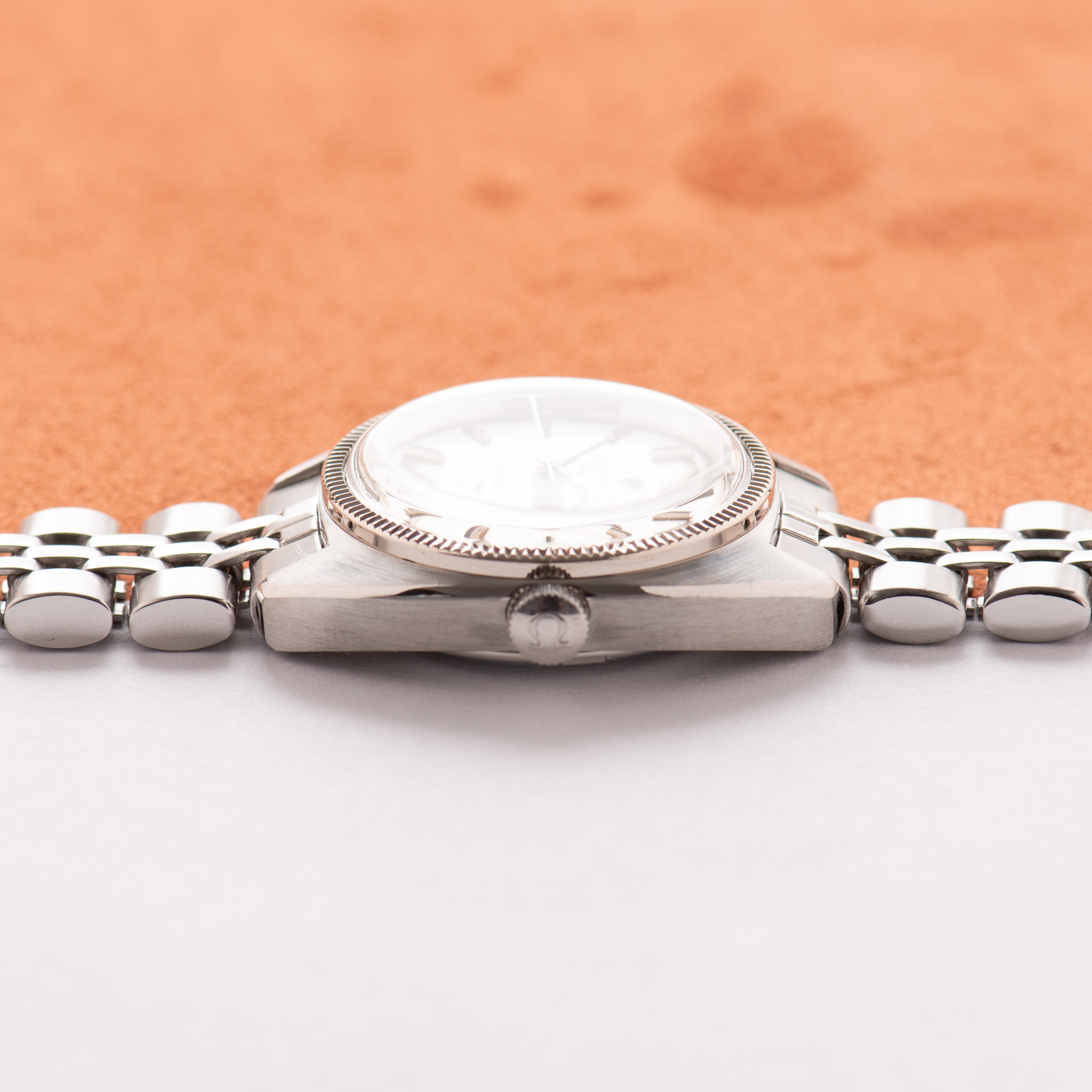Vue de Omega Automatic Chronometer Constellation Linen Dial Steel/White GoldRéf 567.011