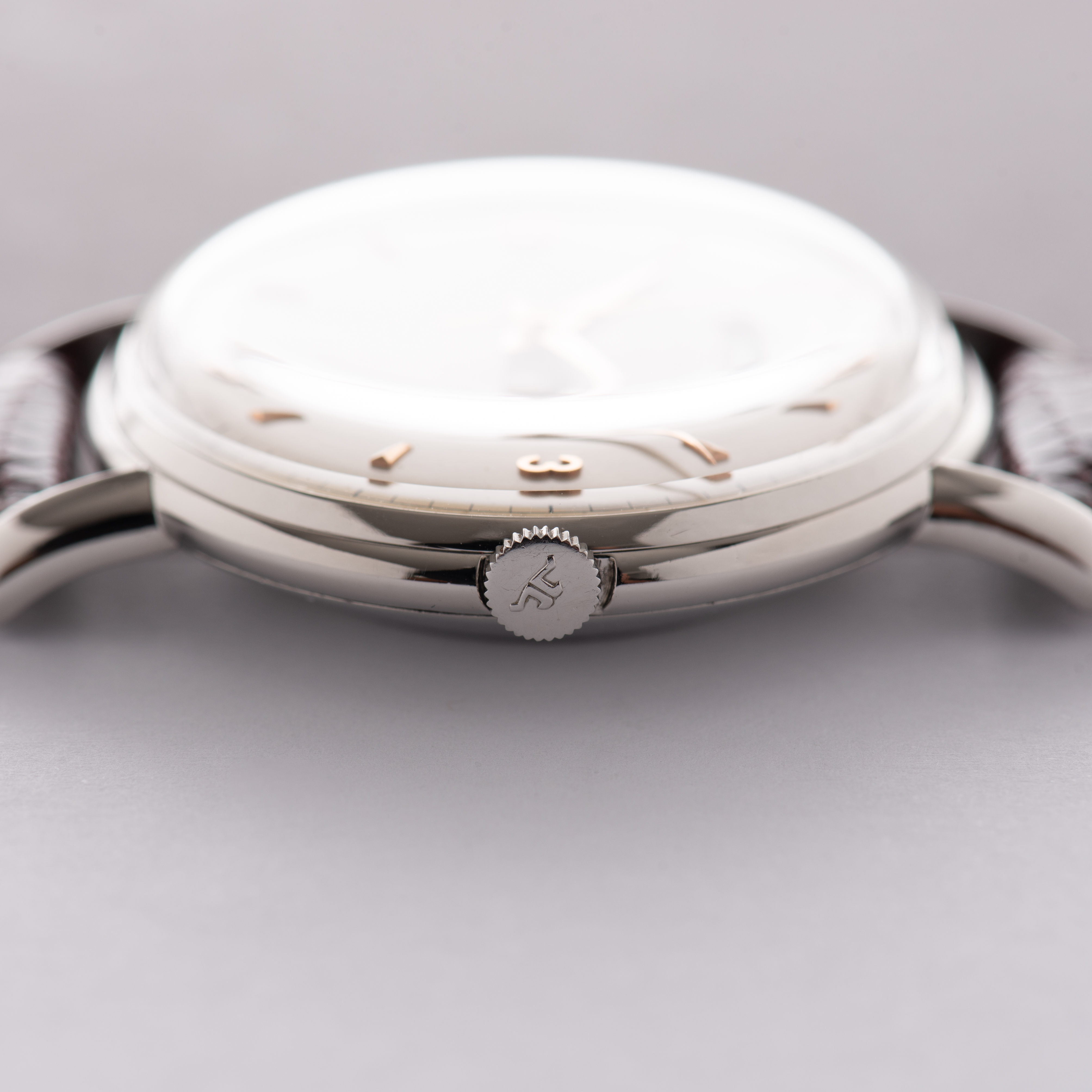 View of Jaeger LeCoultre Automatic bumper Jumbo Power Reserve réf 511367 cal 481