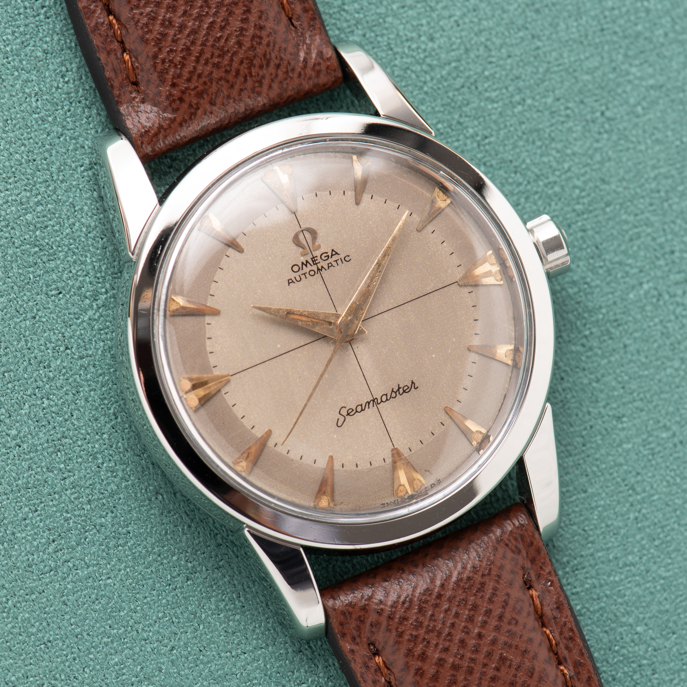 Vue de Omega Automatic Seamaster Crosshair Steel réf 2846-5 SC cal 501 from 1956