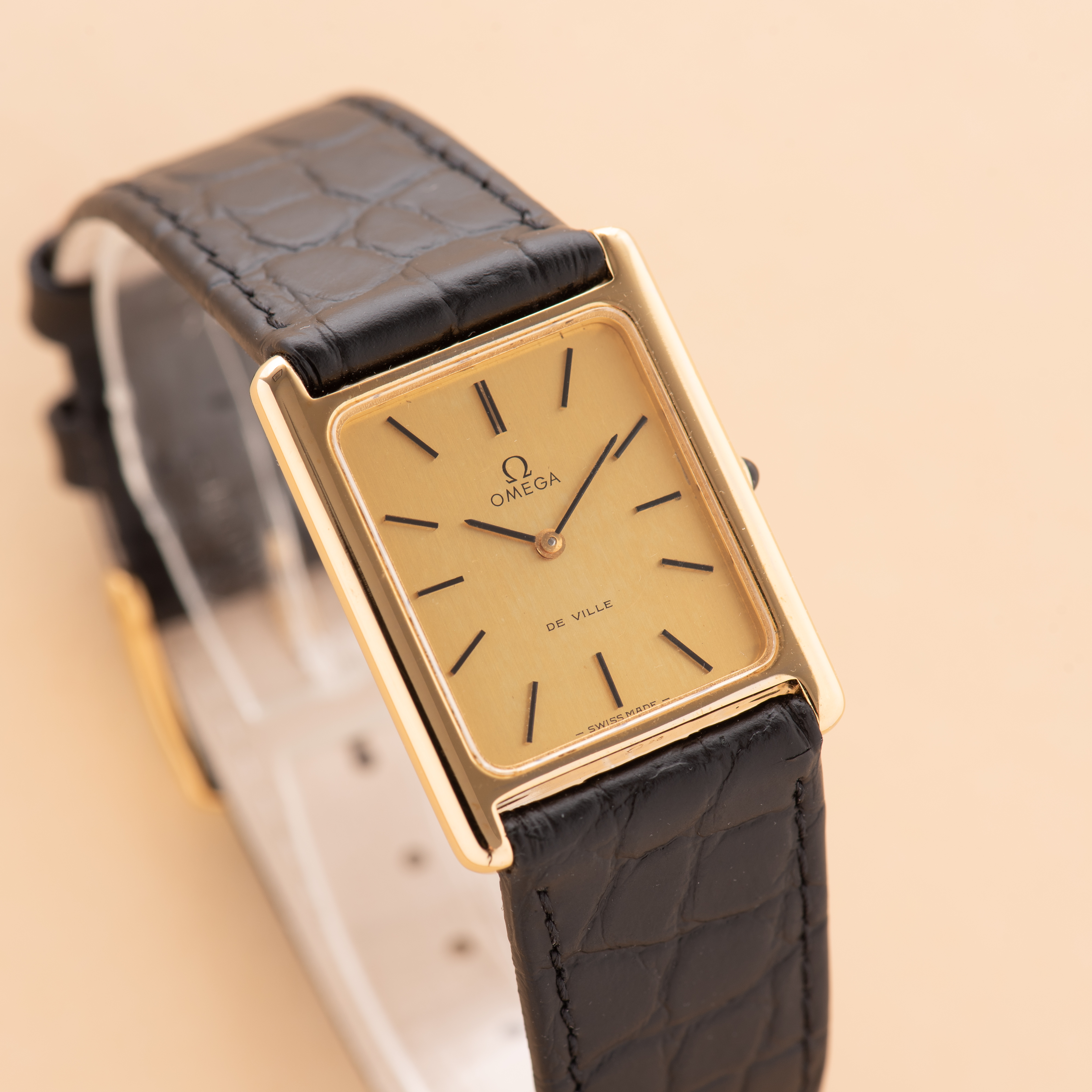 View of Omega De Ville Classique Ref 511.0404 from 1975