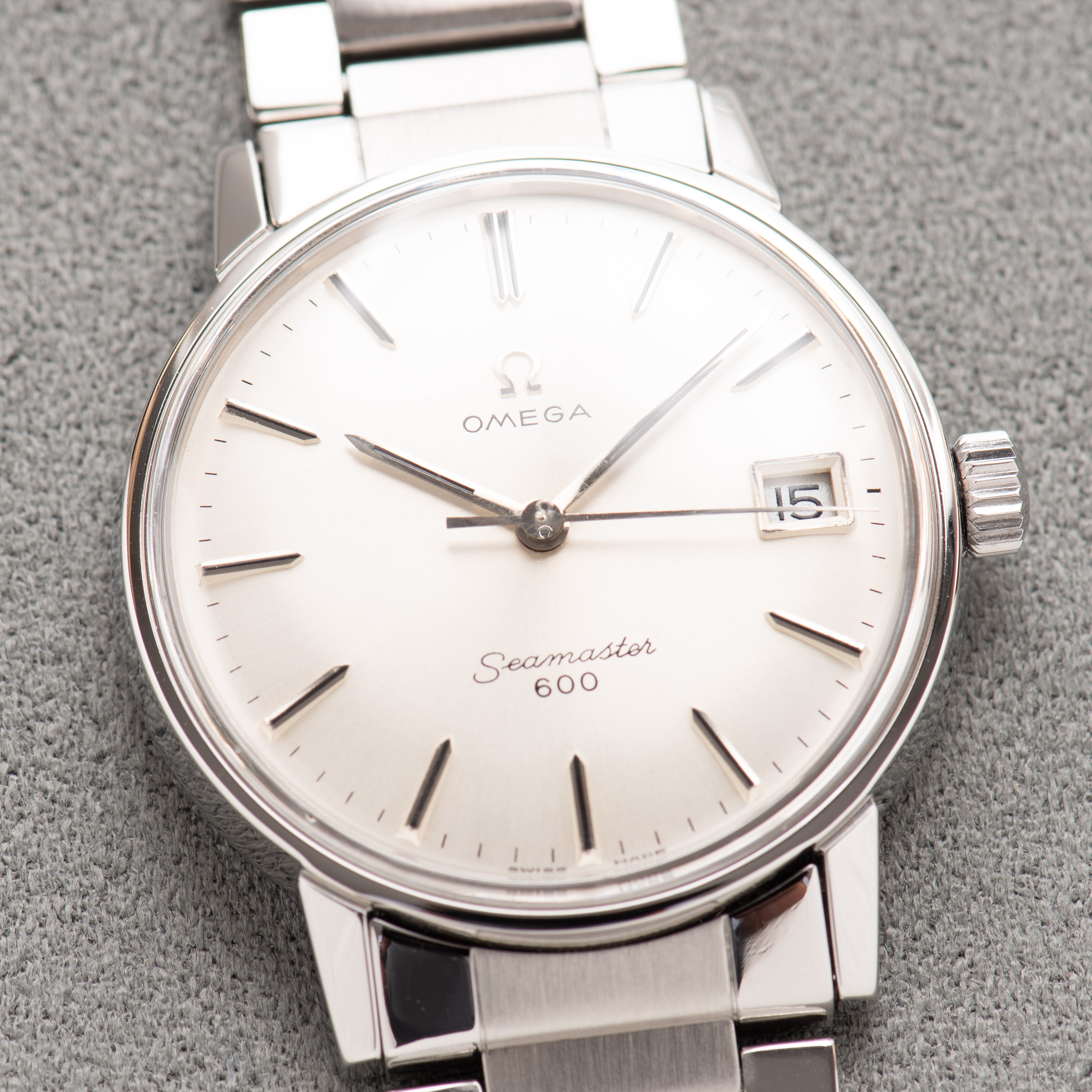 View of Omega Seamaster 600 Date Steel Full Original Date Ref 136.011 from 1966