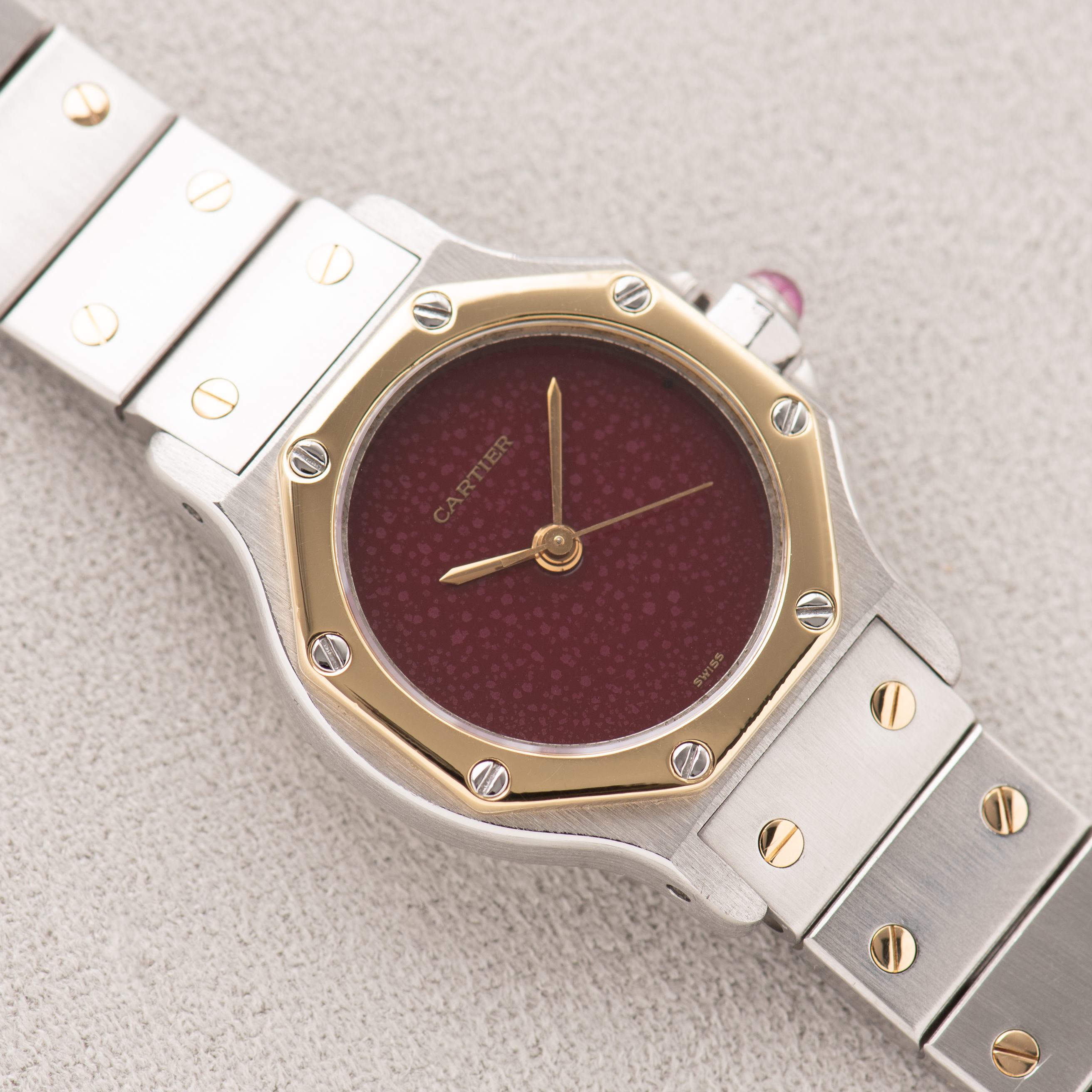 Vue de Cartier Santos Octagon Burgundy Dial réf 0907