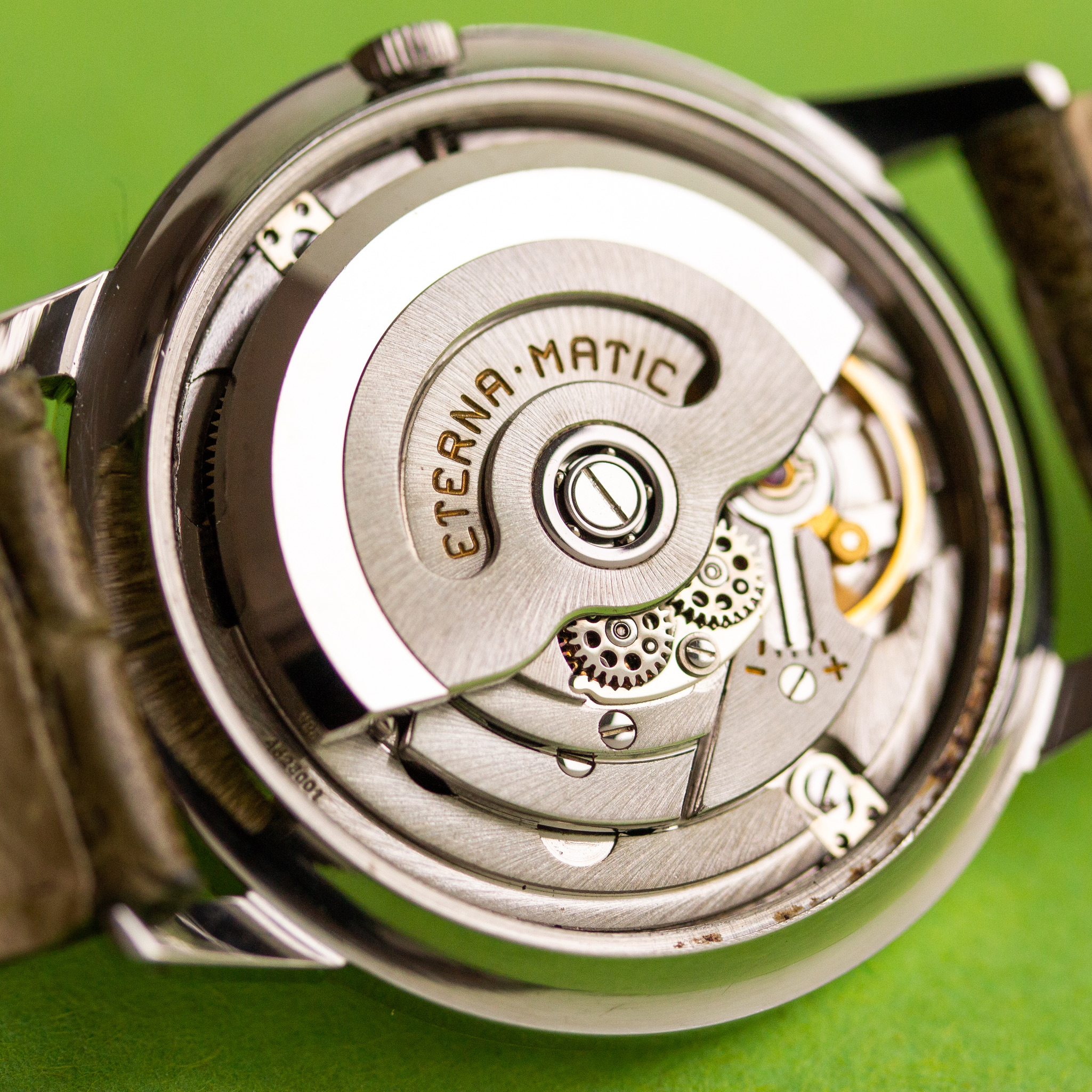 Zicht op Eterna-Matic Swiss cal 1412 U