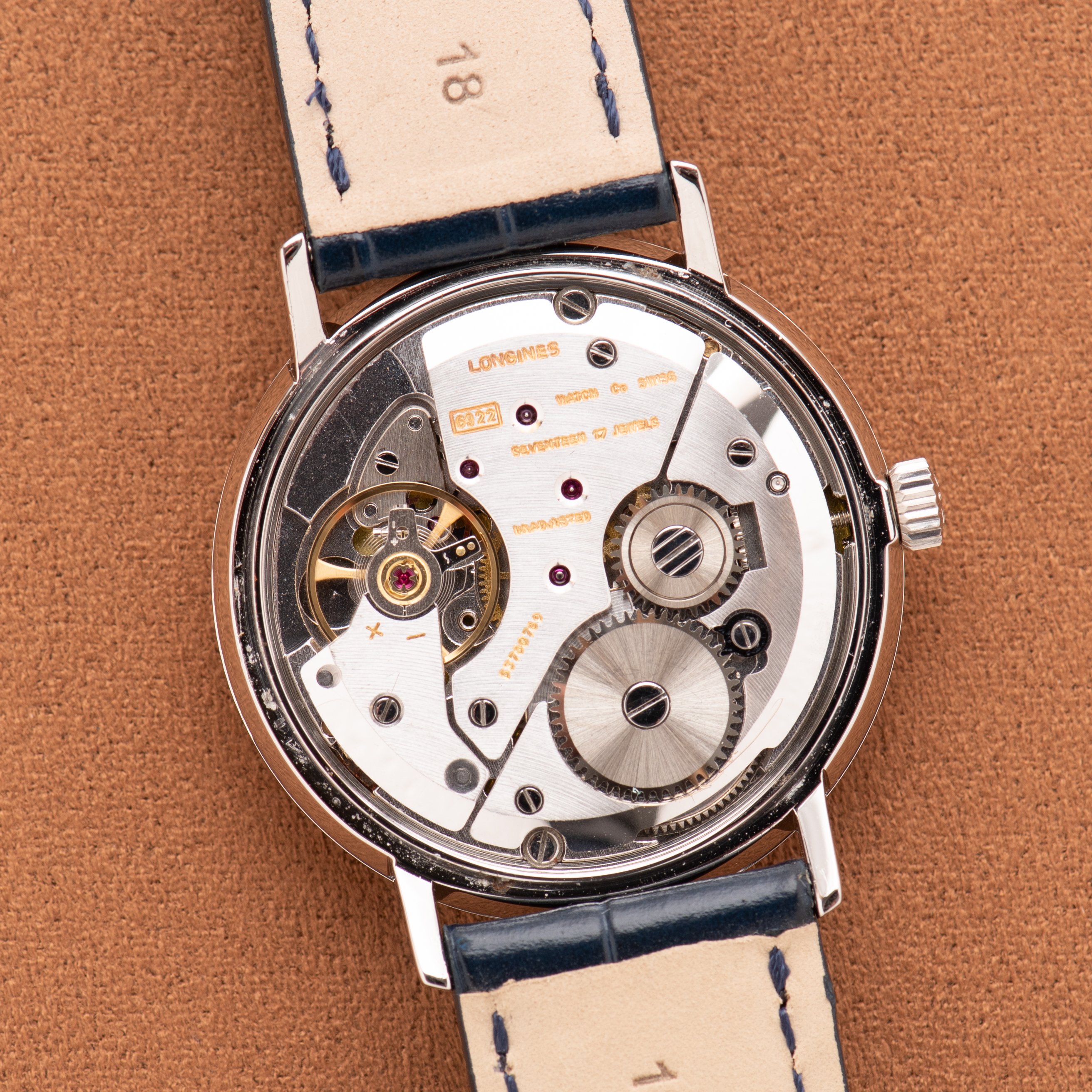 Vue de Longines Dress Watch mécanique White Roman Dial réf 1095 4 864
