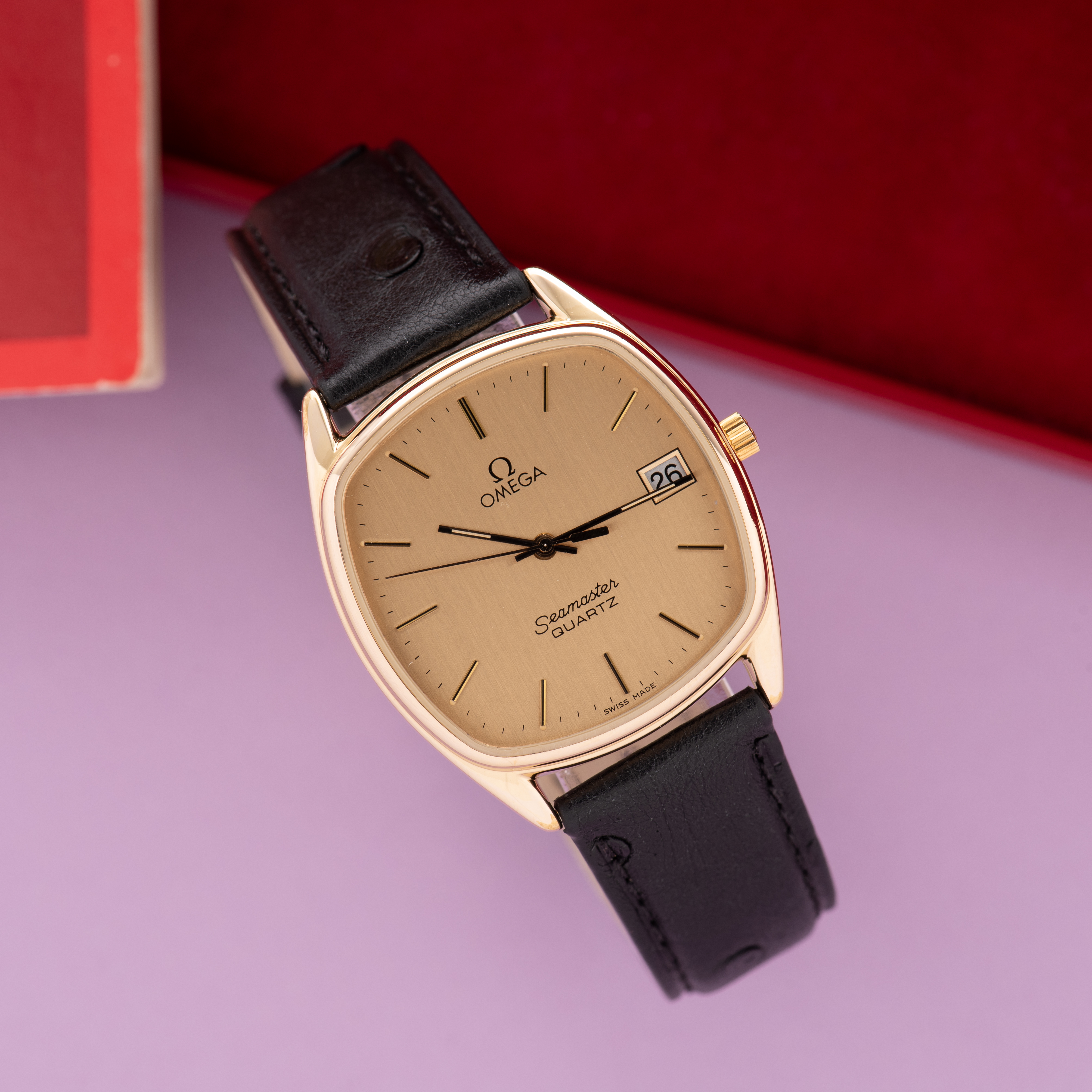 Vue de Omega Seamaster Quartz from 1980 Ref 196.0280 box and papers