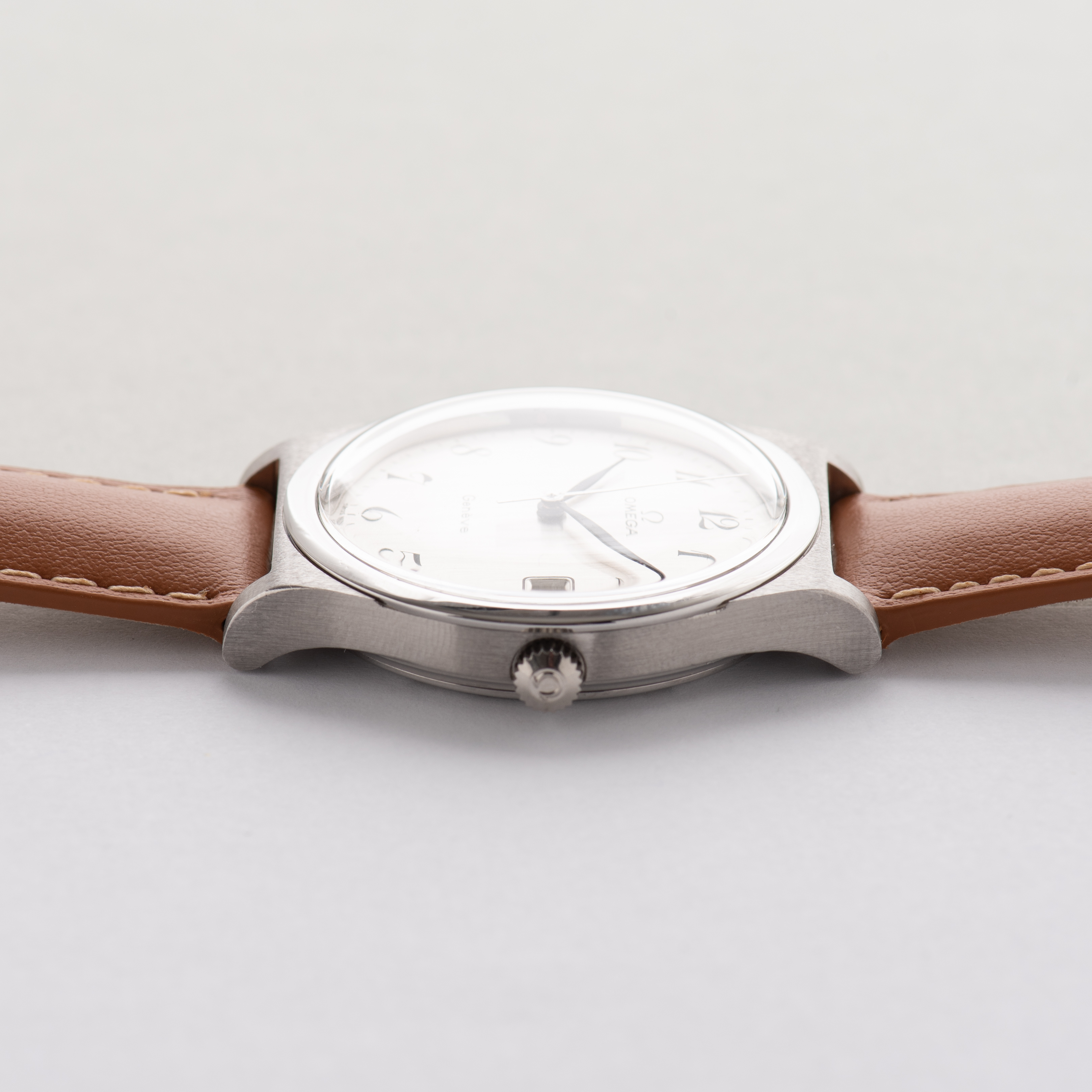 Vue de Omega Genève Mécanique Date Breguet Dial Réf 136.0102 from 1972