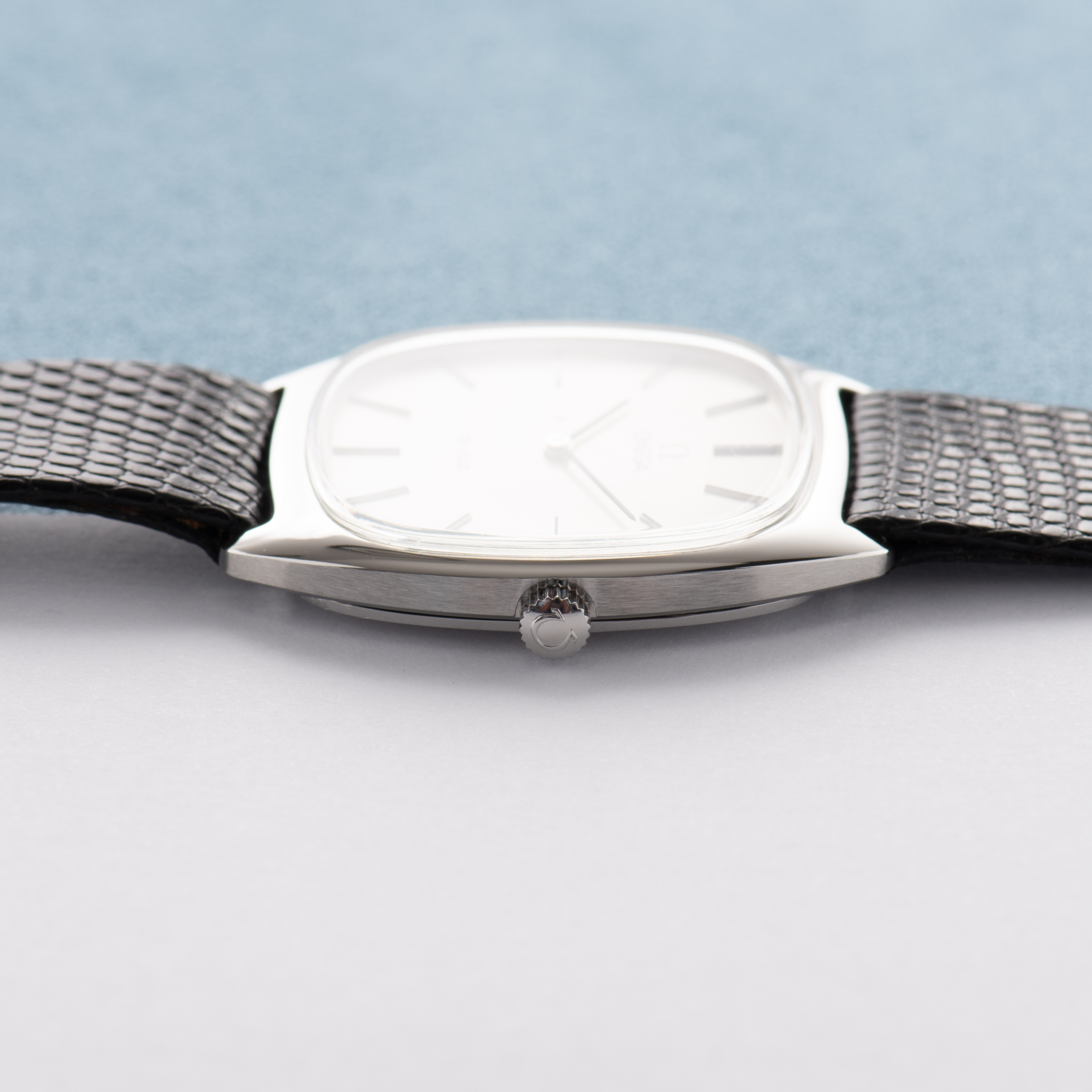 Zicht op Omega De Ville Dress Watch Réf 111.0139 Cal 625 from 1977