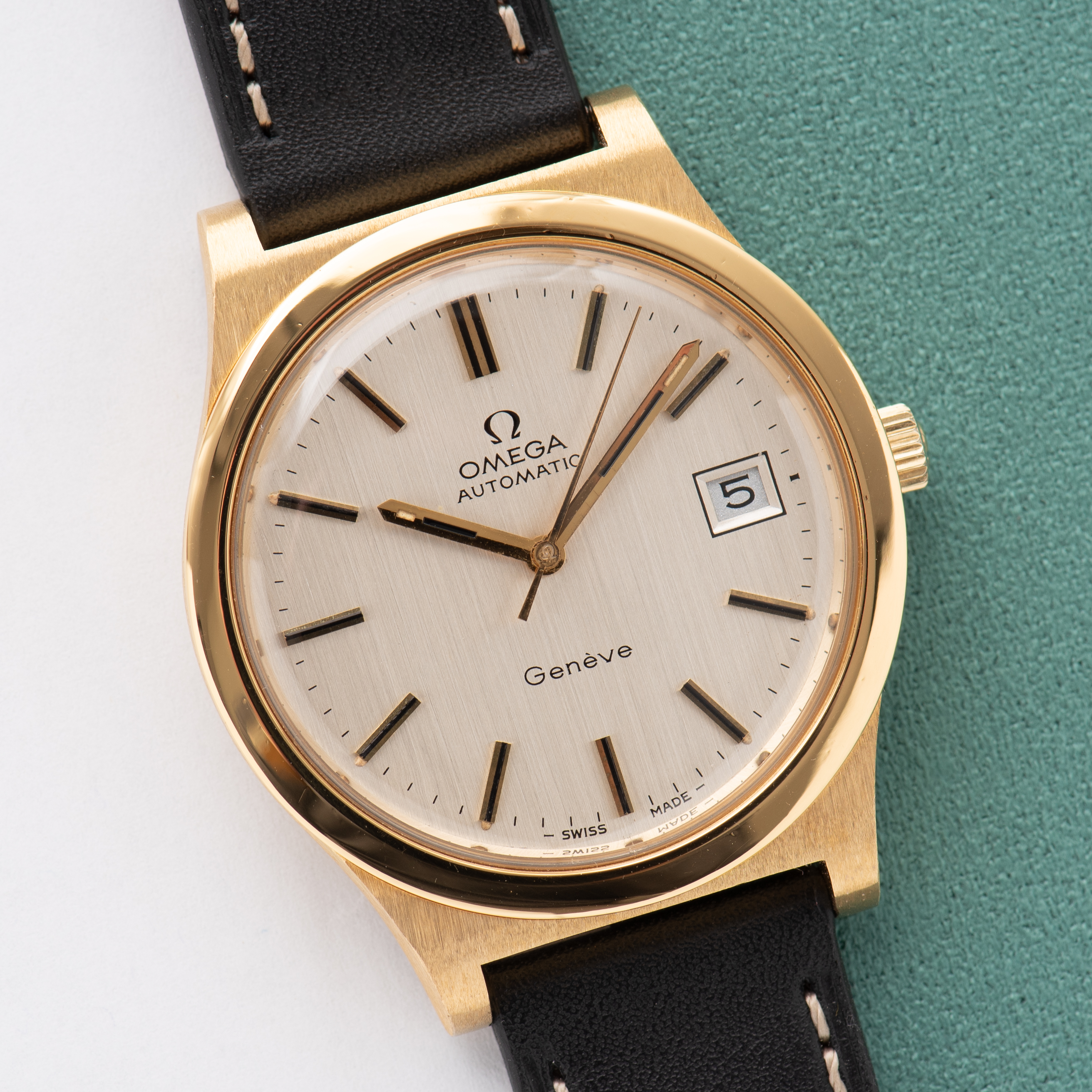 Vue de Omega Genève Automatique Date Réf 166.0168 from 1974