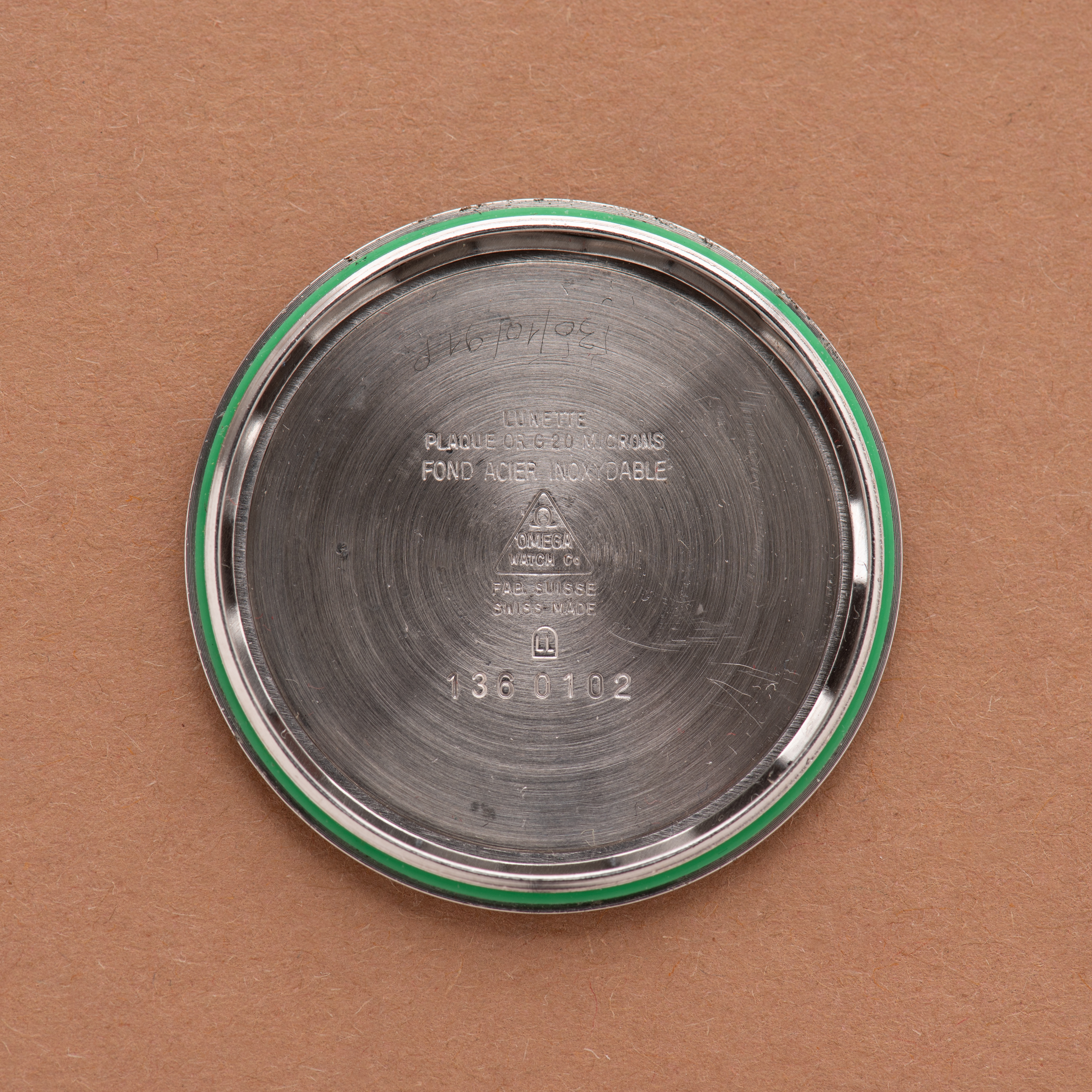 Vue de Omega Genève Mécanique Date Breguet Dial Réf 166.0102 from 1974