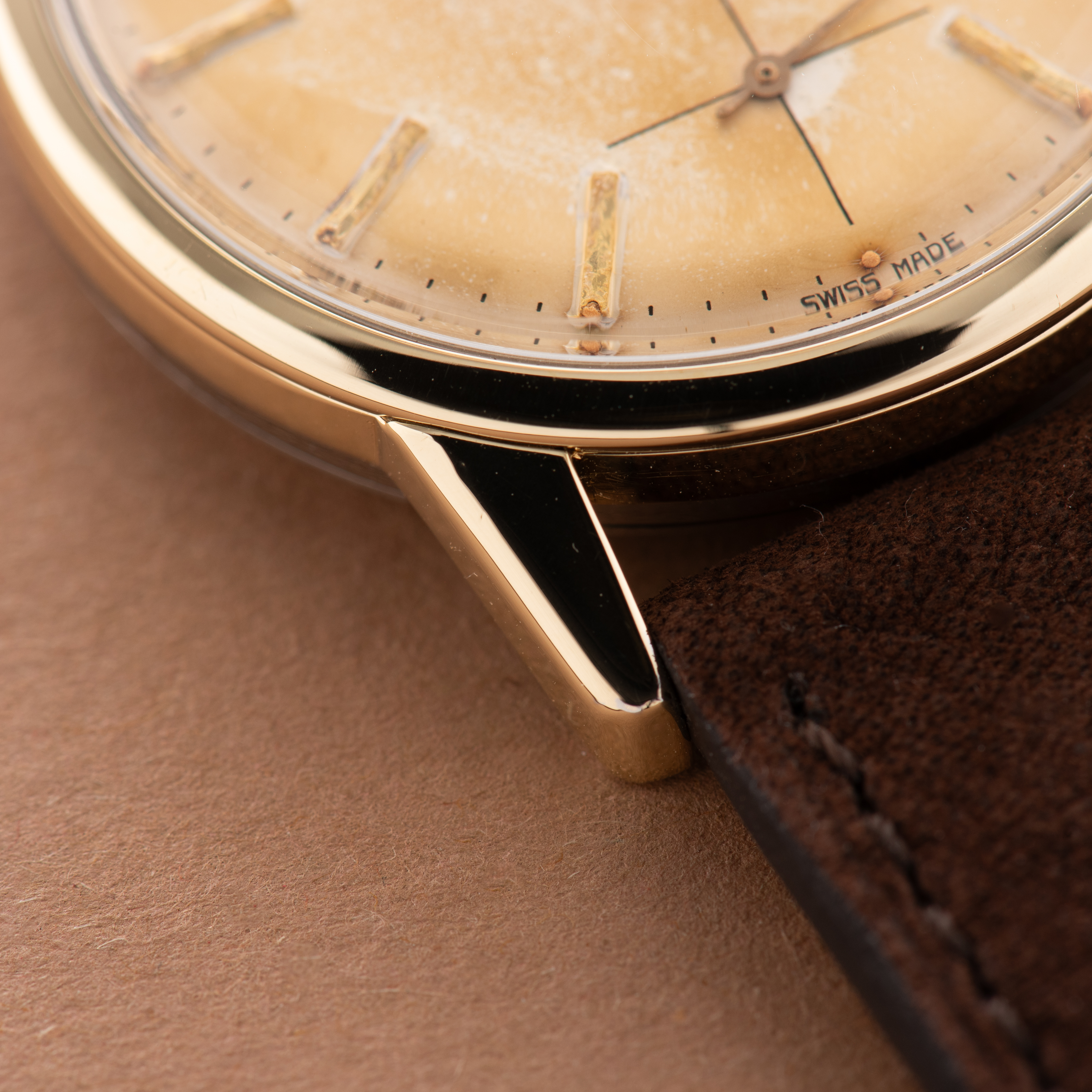 View of Omega Seamaster petite seconde réf 14389-8 cal 268