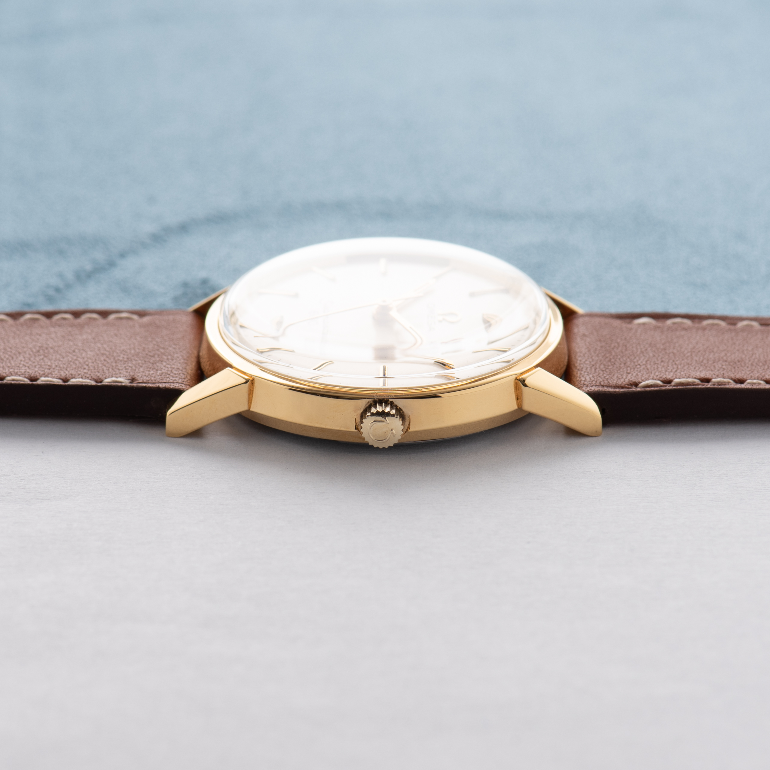 View of Omega Seamaster 600 GoldPlated cal 601 ref 135.012 from 1966