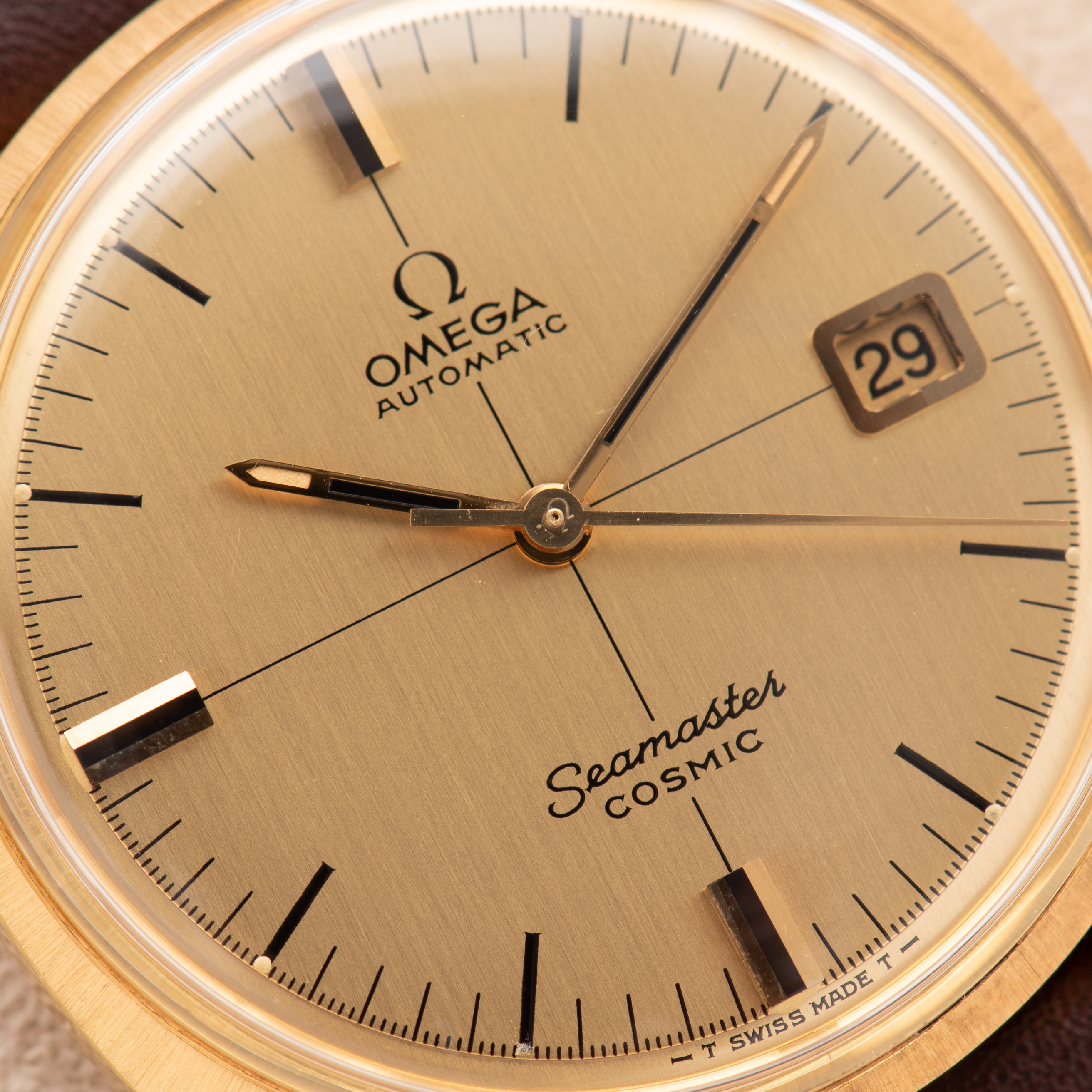 Vue de Omega Automatic Seamaster Cosmic "Crosshair" Dial réf 166.026 from 1969