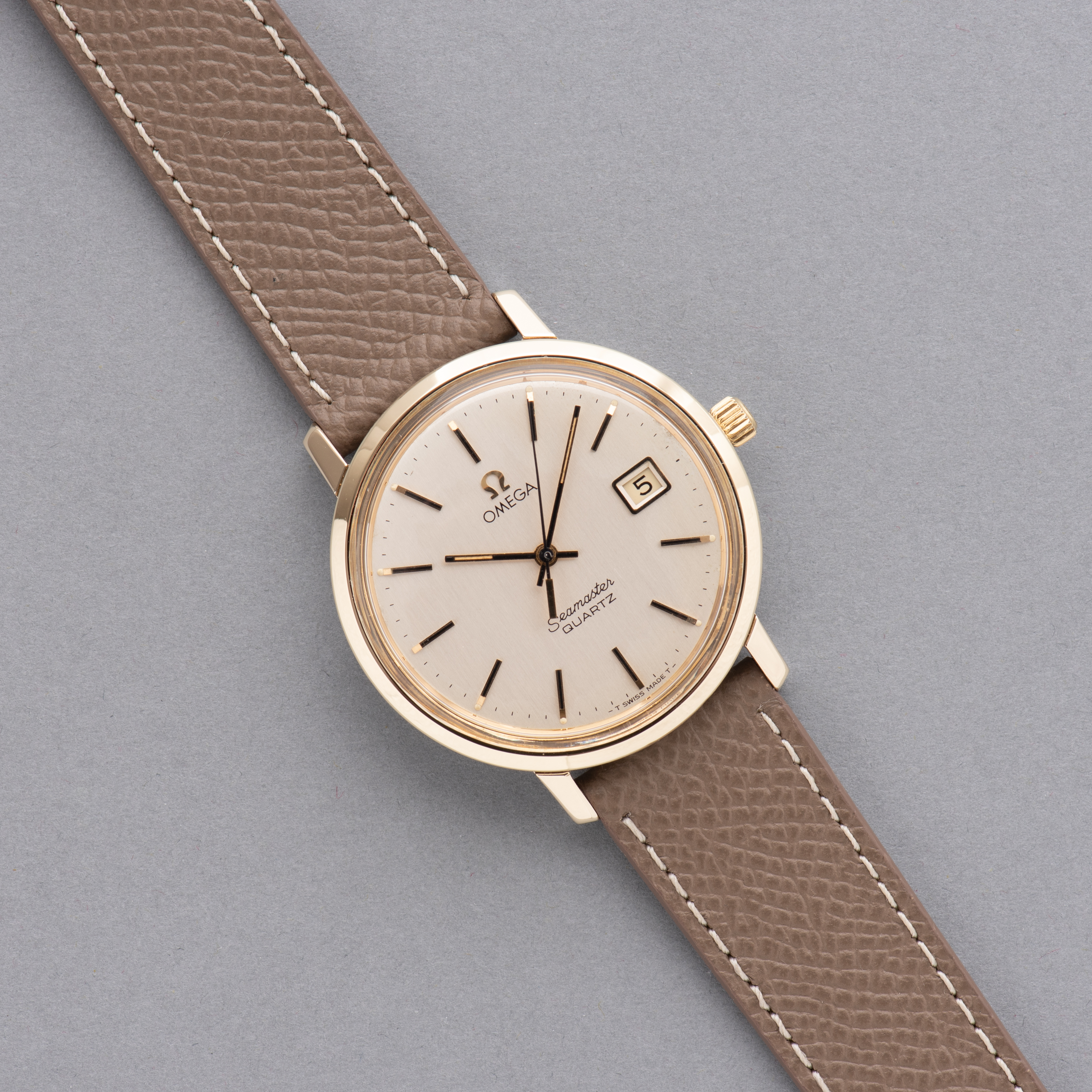 View of Omega Seamaster Quartz réf 196.4008 gold capped/steel from 1979