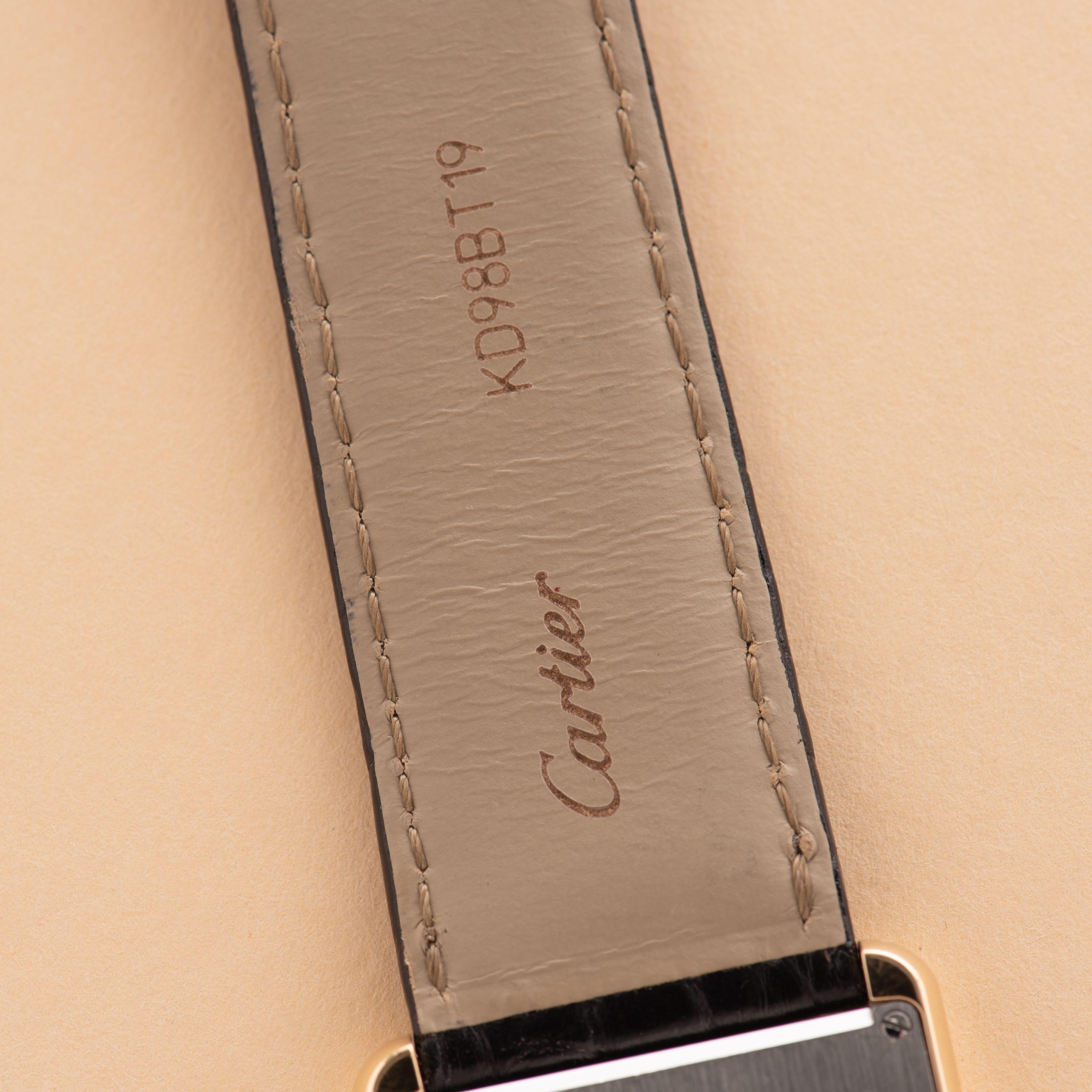 Zicht op Cartier Tank Solo LM ref 3167 Gold 18K/Steel Volledige set
