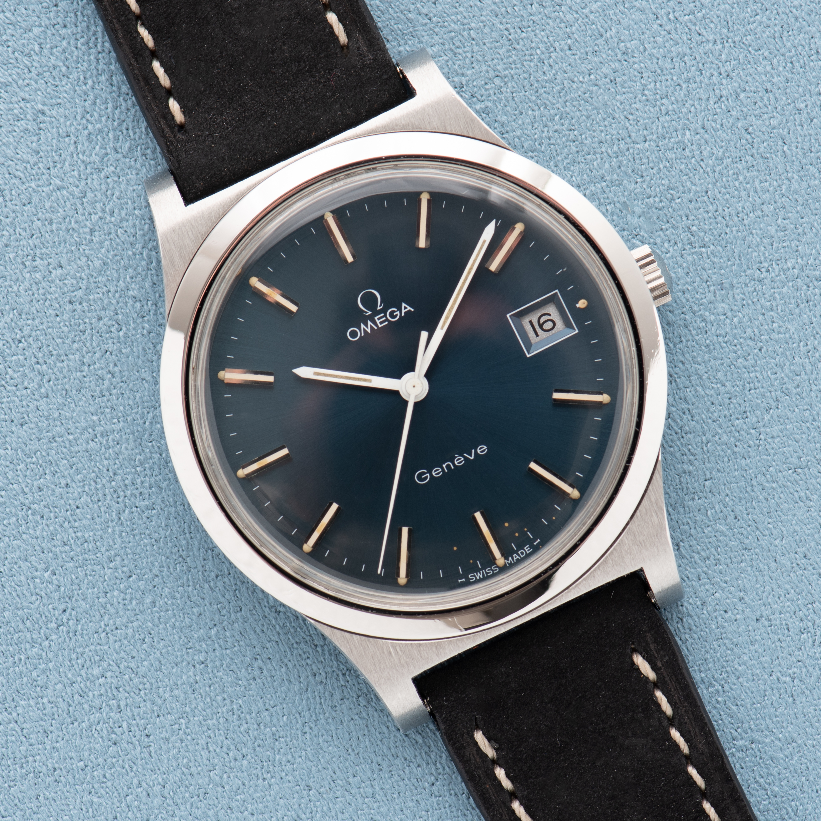 Vue de Omega Genève Date Blue Dial Cal 1030 Réf 136.0102 from 1975