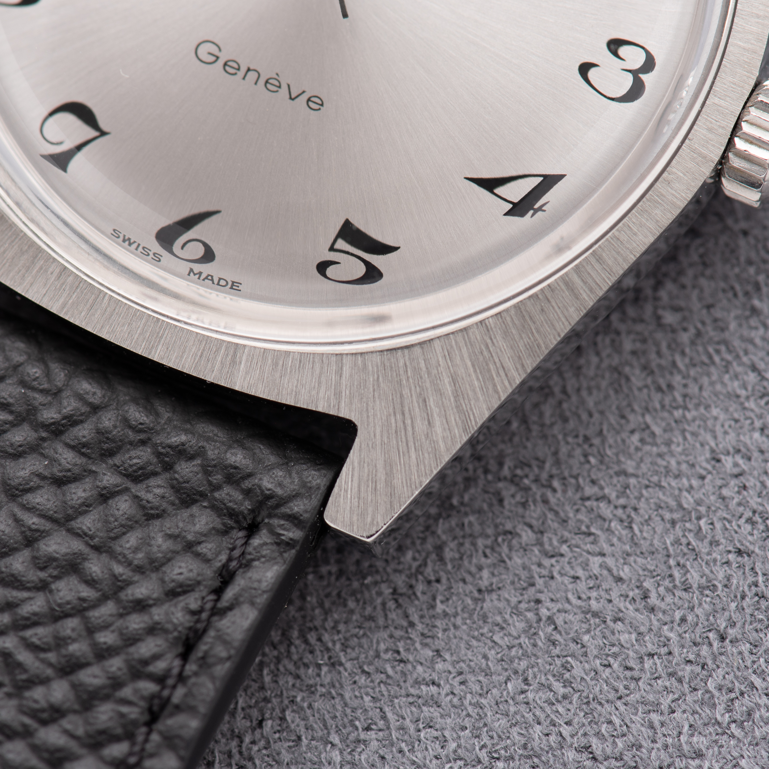 Zicht op Omega Geneva "Breguet Dial" Zilver ref 135.041 uit 1969