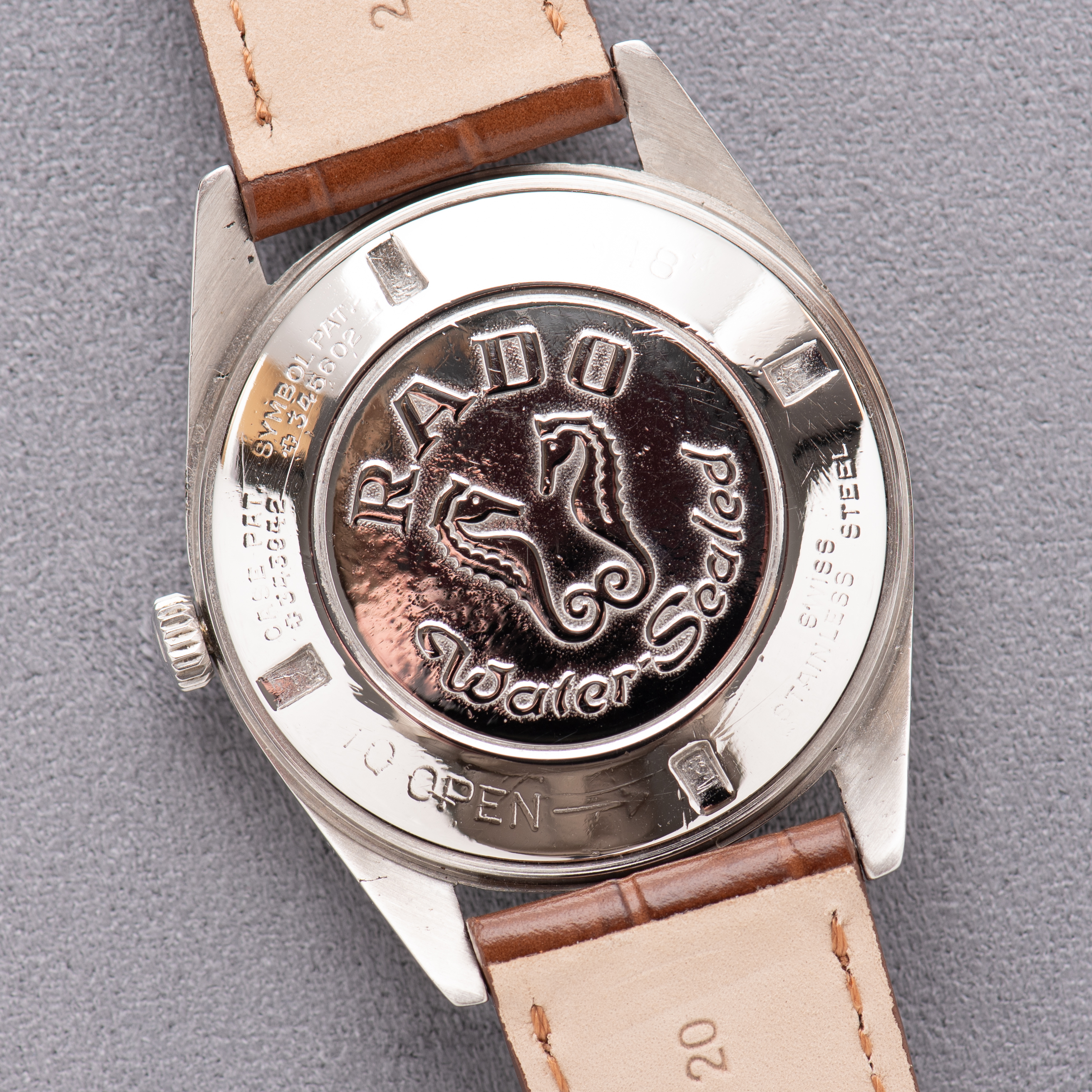 Zicht op Rado 30jewels Green Horse AS1789
