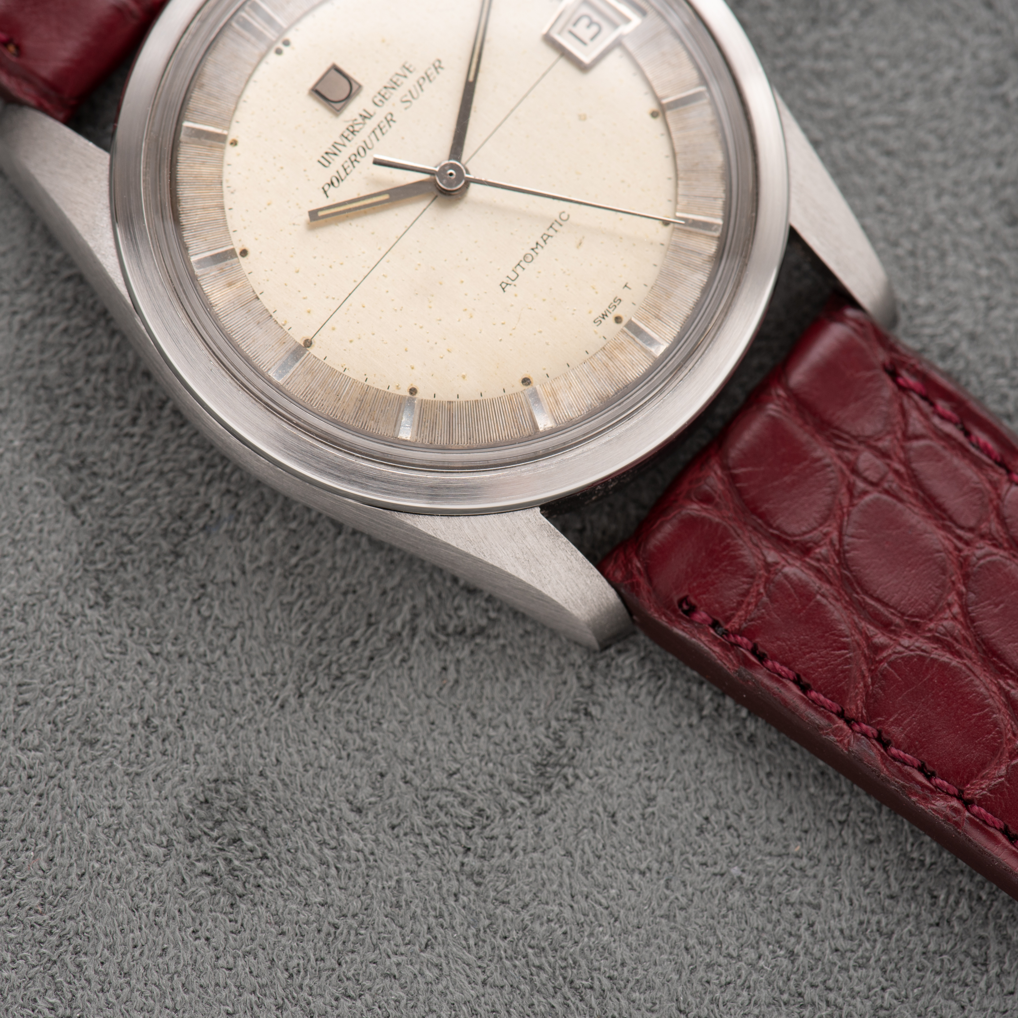 View of Universal Genève Polerouter Super Automatic Réf 869112-22 Cal 69
