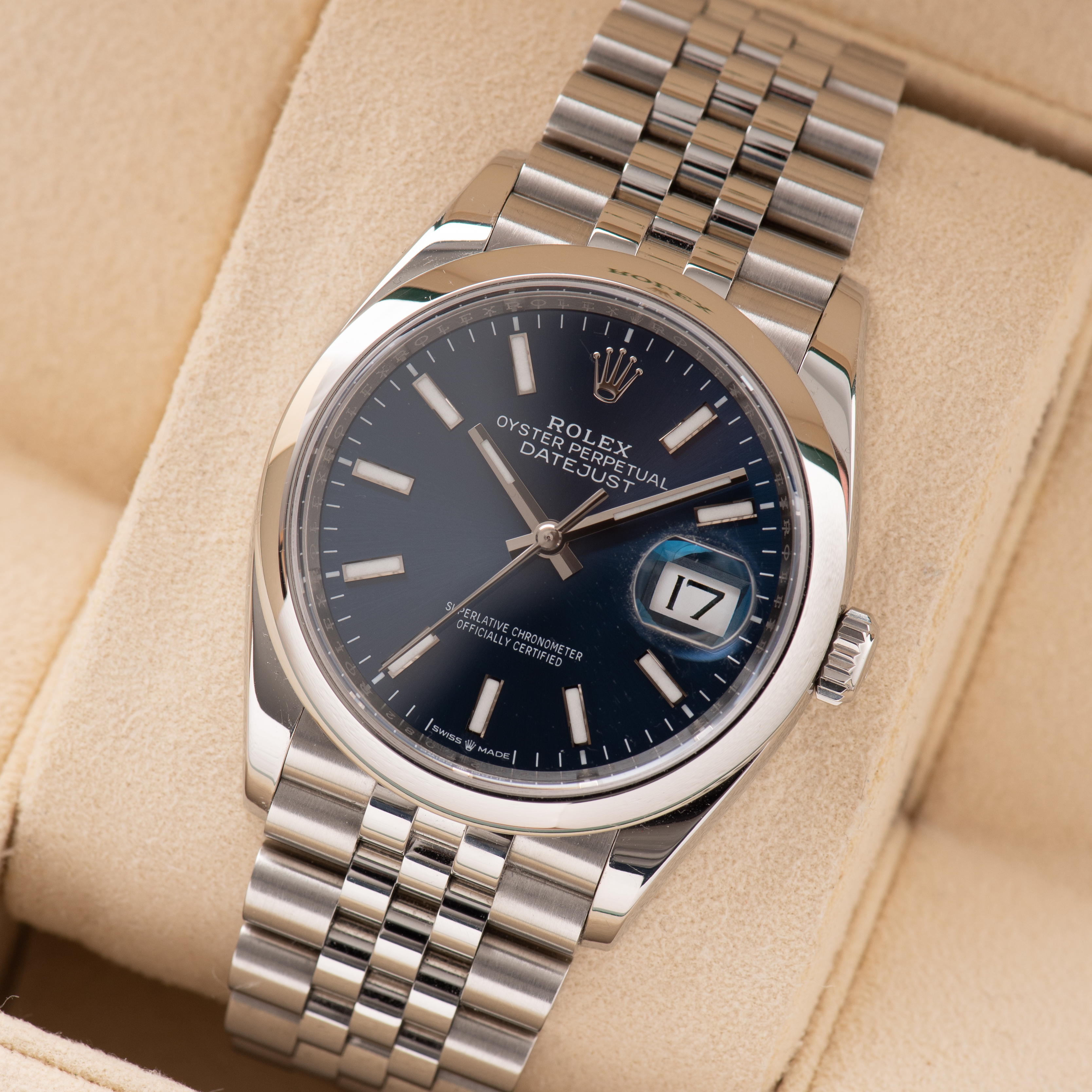 Vue de Rolex Datejust Blue dial réf 126200 from 2020 Full set