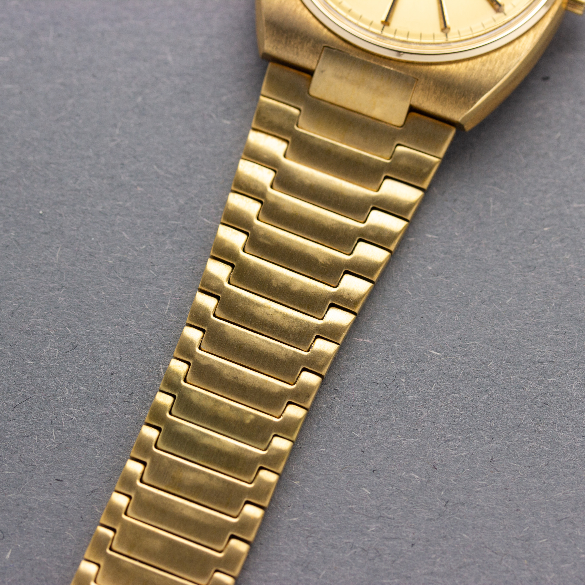 View of Omega Seamaster Automatic cal 1020 ref 166.0216