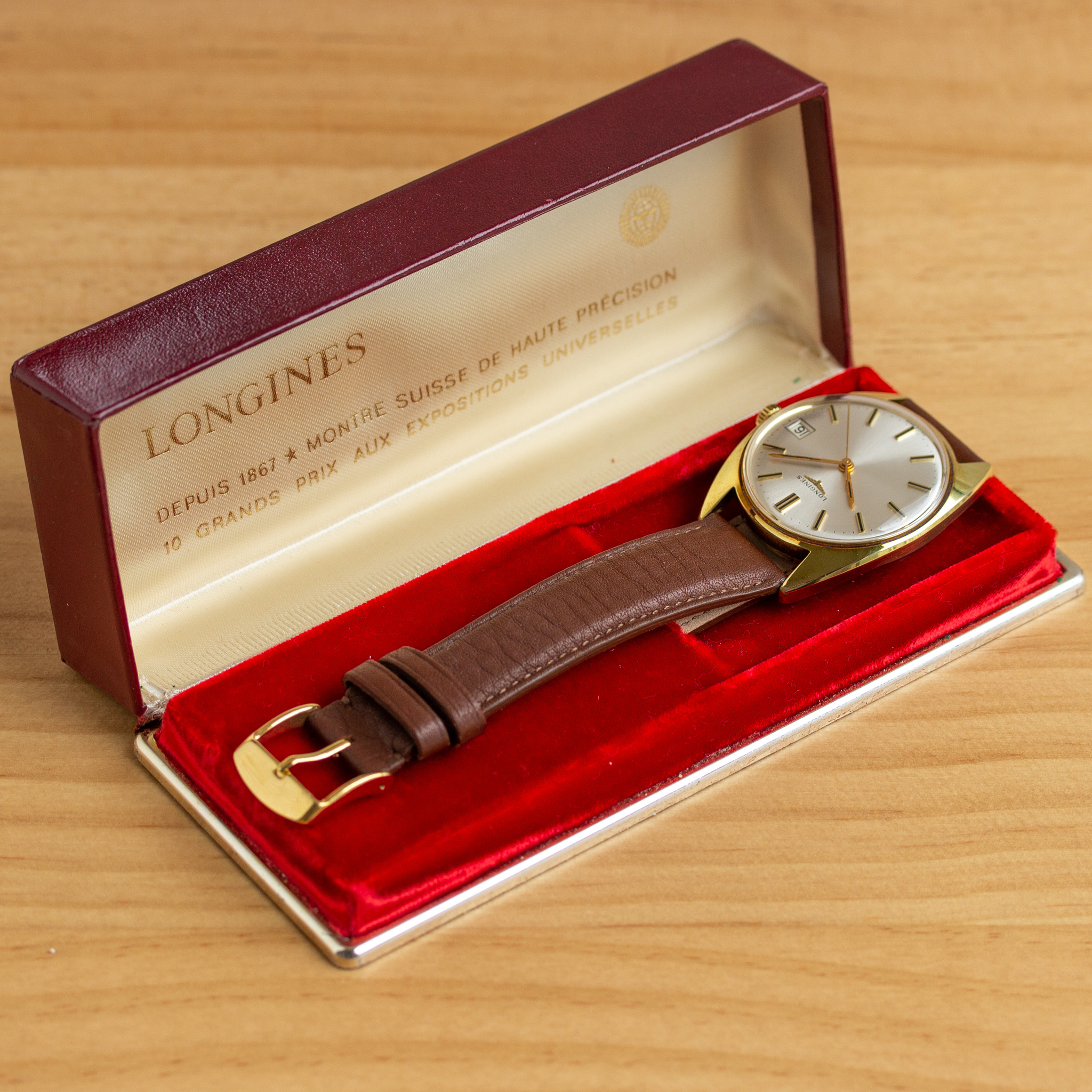 Zicht op Longines mécanique cal 286 Swiss Made Réf 7913
