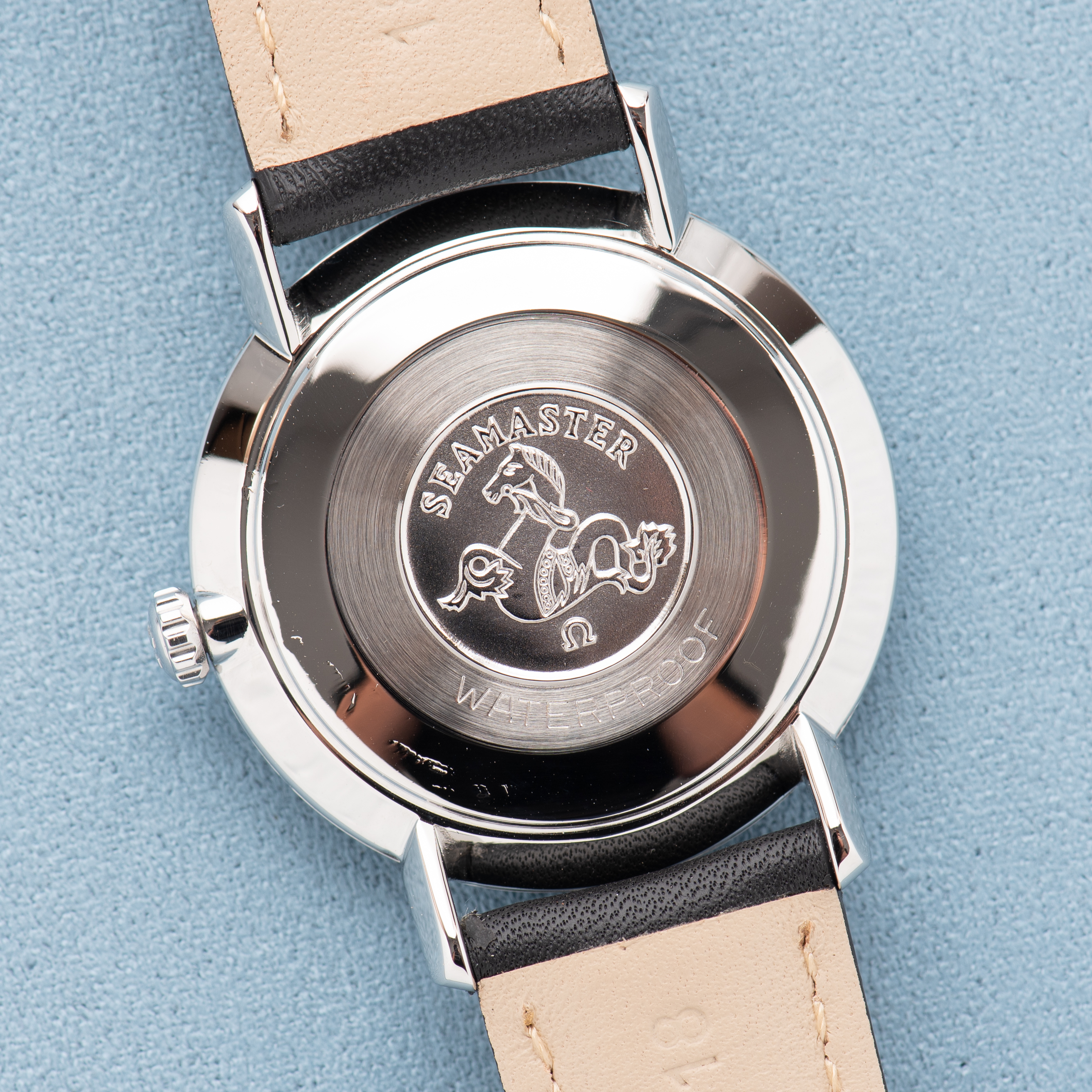 View of Omega Seamaster De Ville Automatic – Ref. 165.020 – 1965