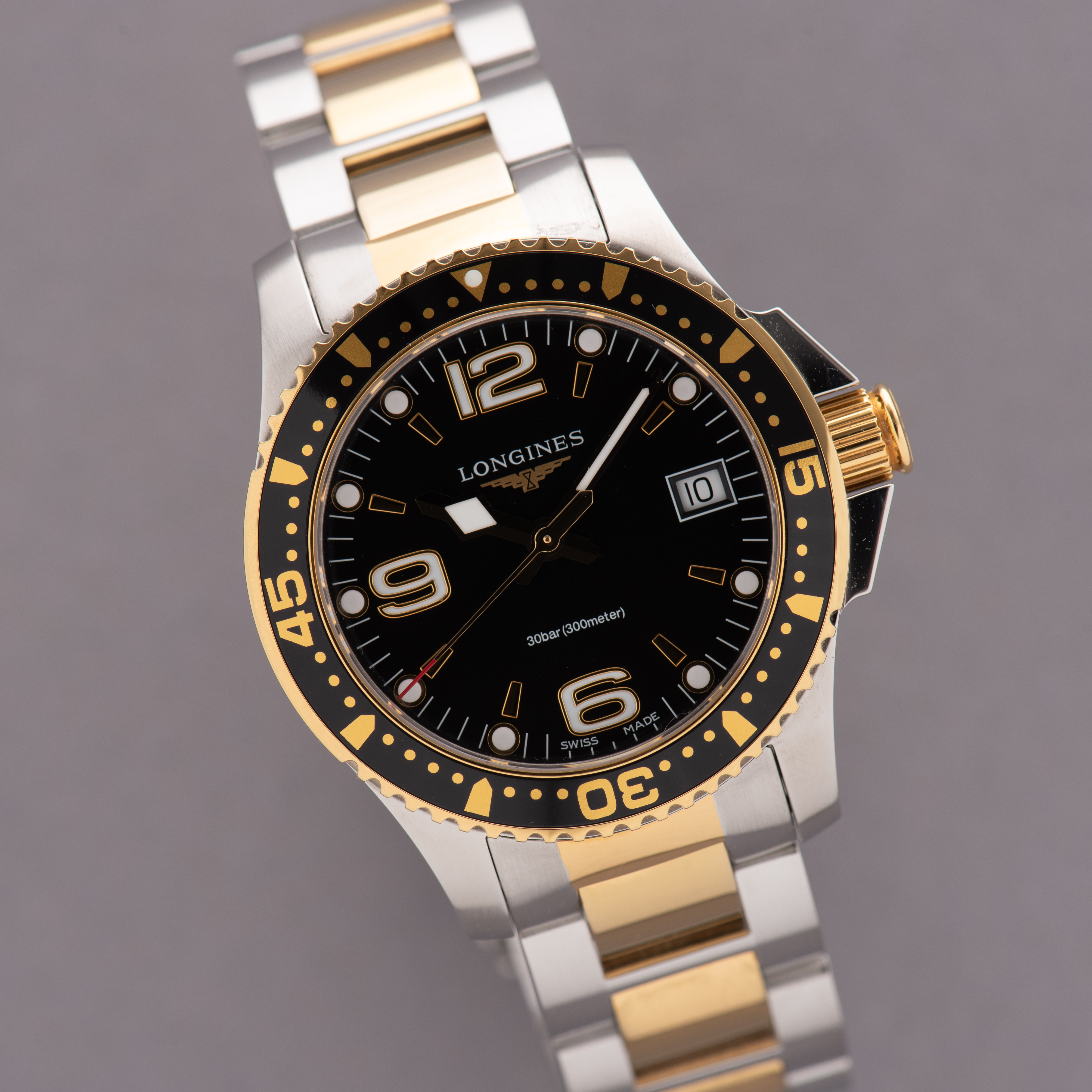 View of Longines HydroConquest L3.340.3 gold-plated/steel