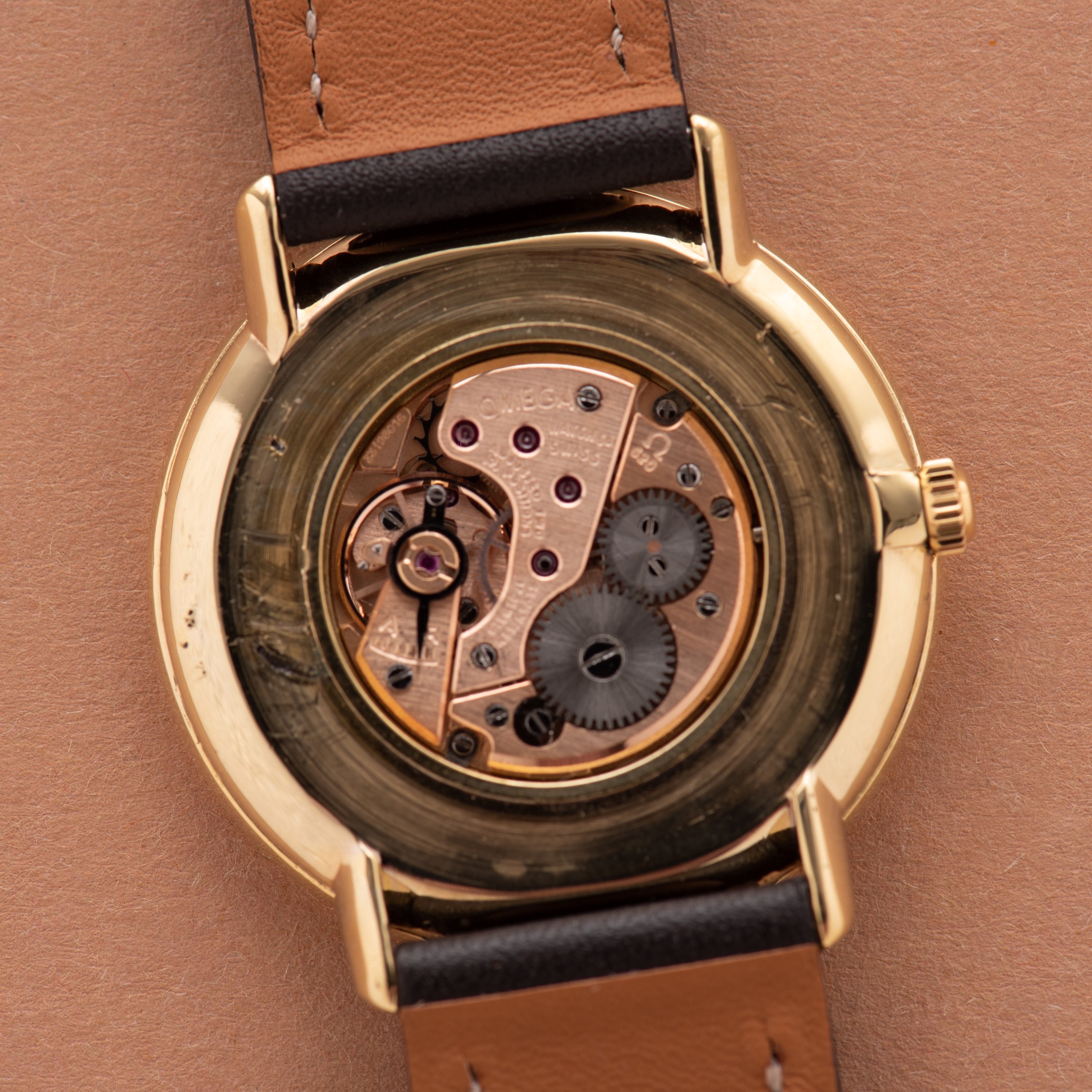 Zicht op Omega De Ville Jurk Horloge verguld Ref 111.0107 uit 1971