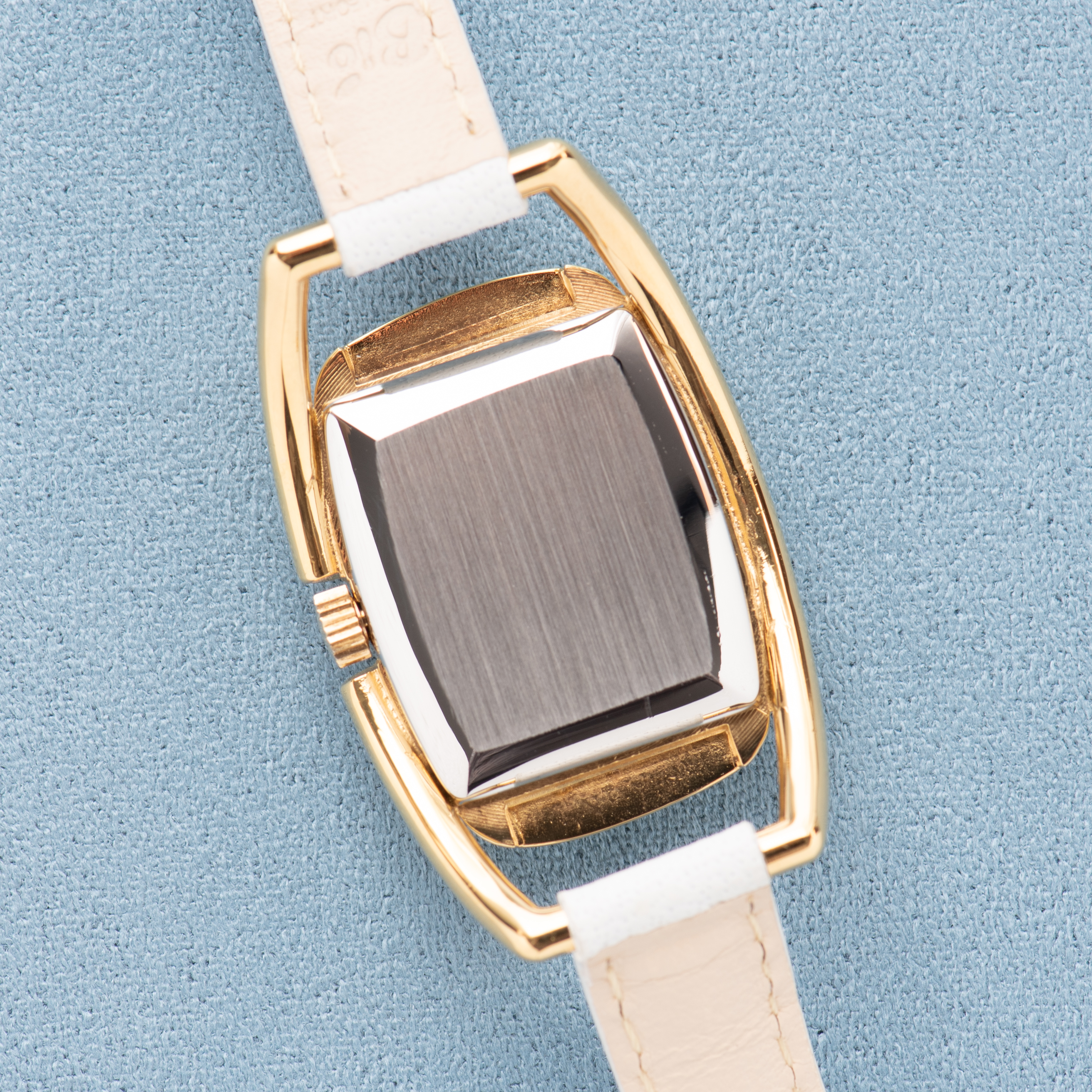 View of ORNATA Etrier Caramel Dial Mécanique