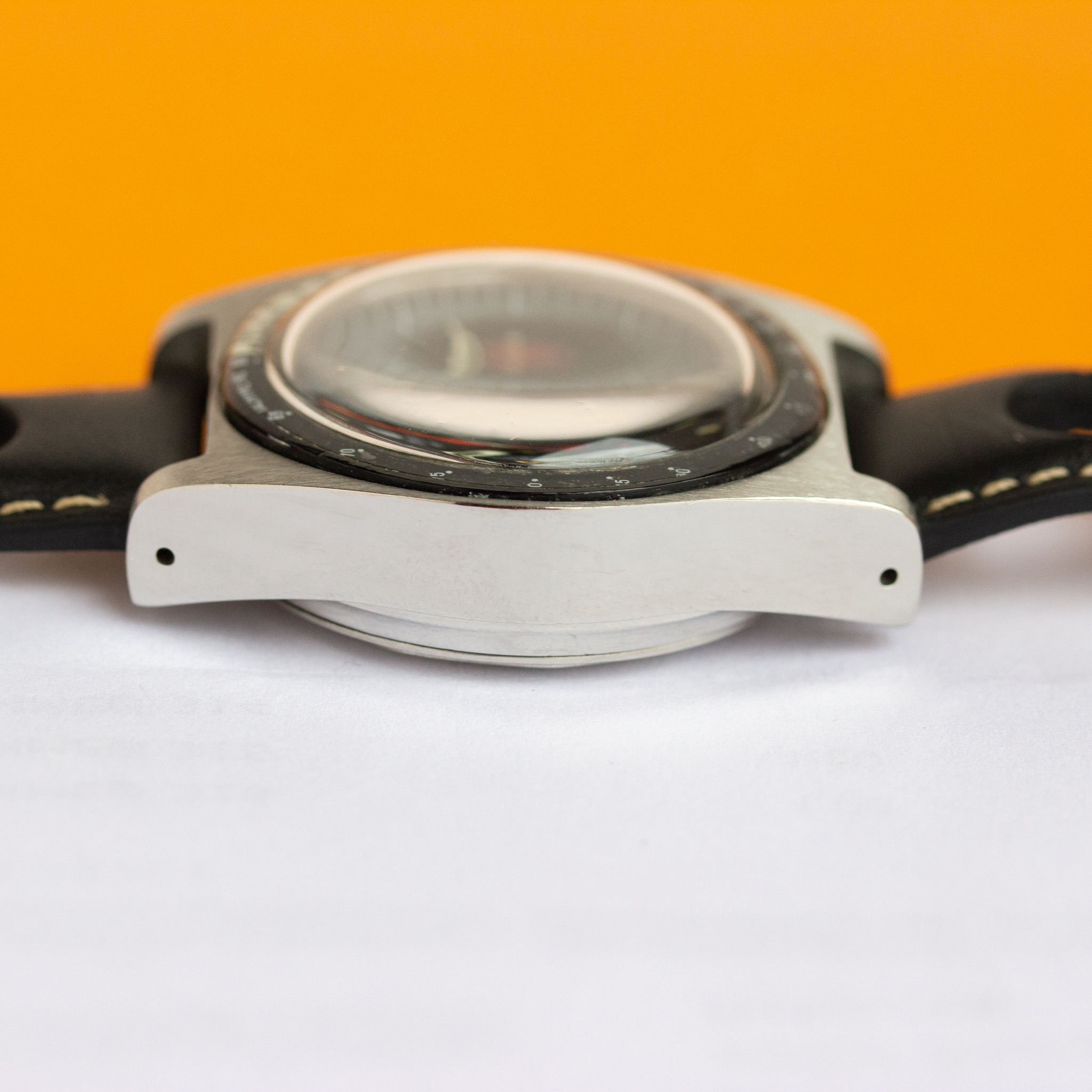 Vue de Tissot Swiss Chronographe PR 516 Lemania 872