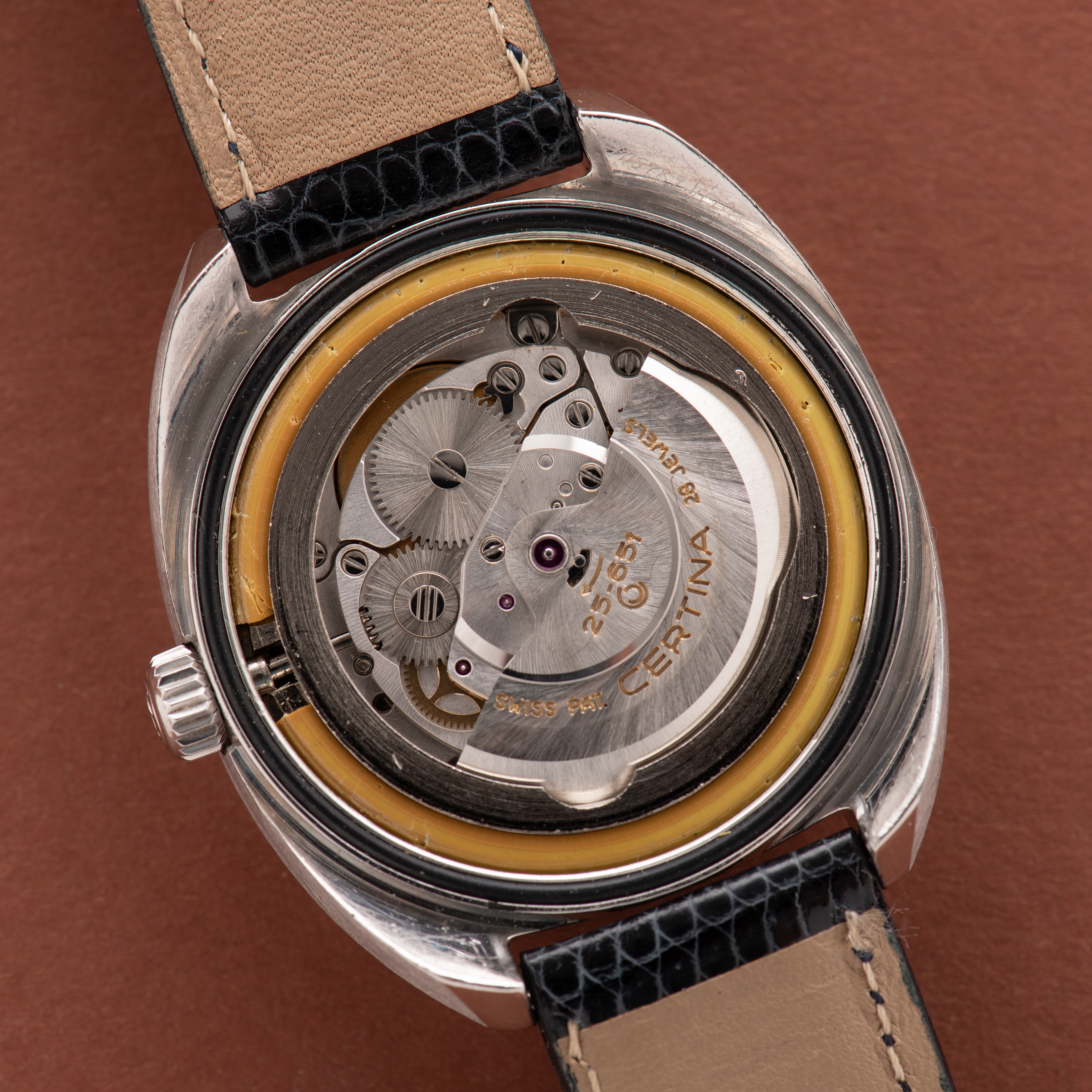 Vue de Certina Automatic DS-2 réf 5801 300 cal 25-651