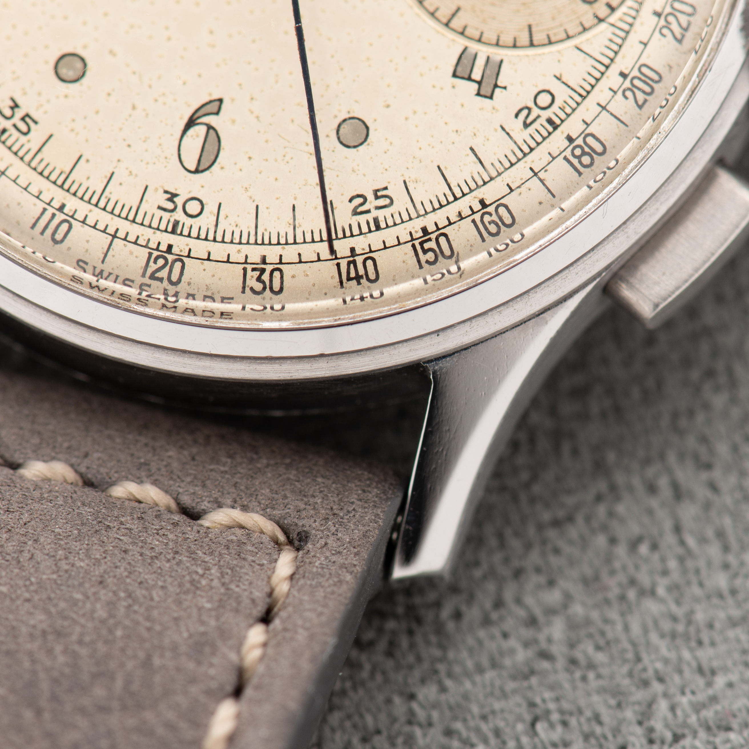 Vue de Breitling Premier Chronograph Unpolished Crème Dial Venus 150 Réf 789 from 1950